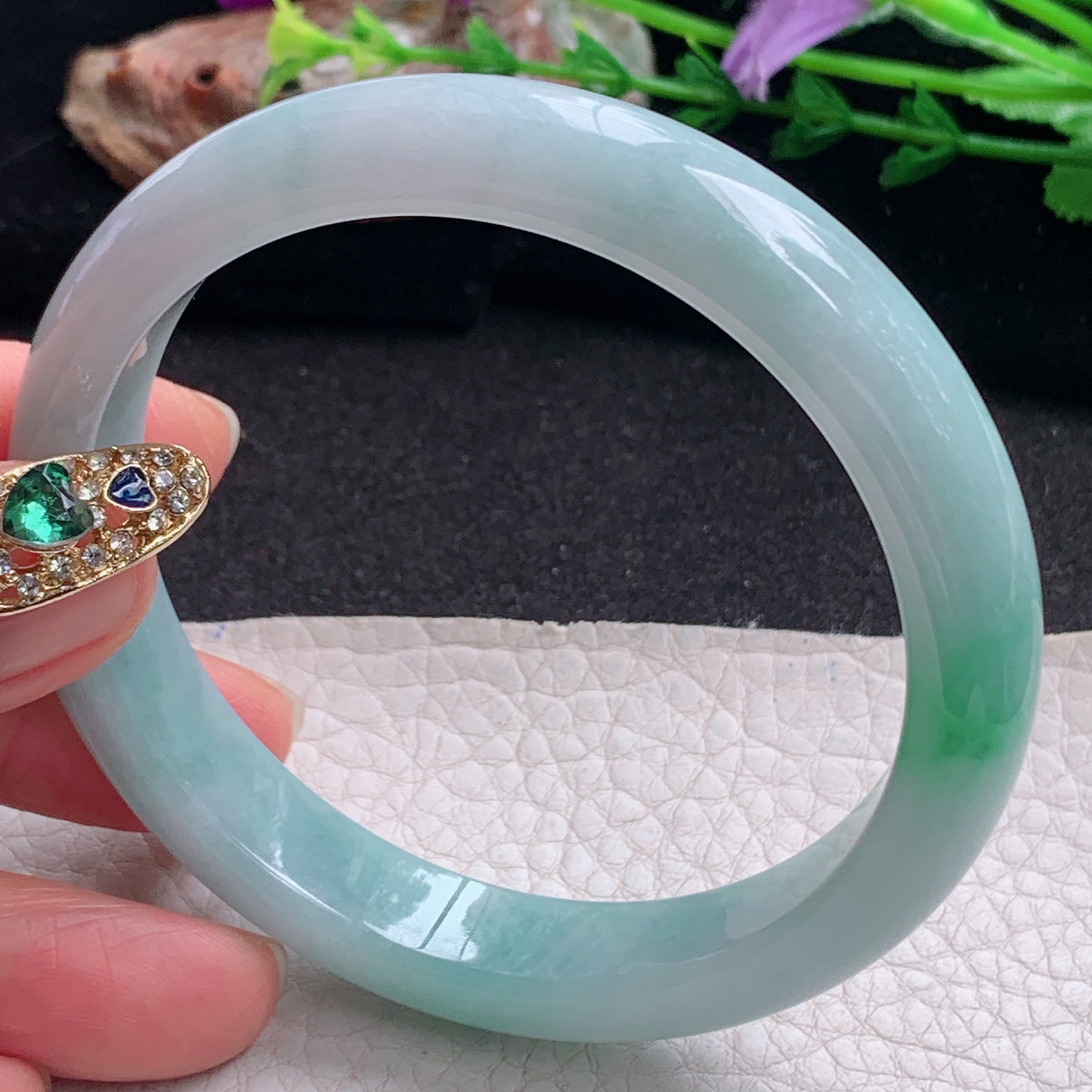 js大圈口60*11.8*8平安镯 天然缅甸翡翠a货手镯清秀飘绿正圈玉镯子