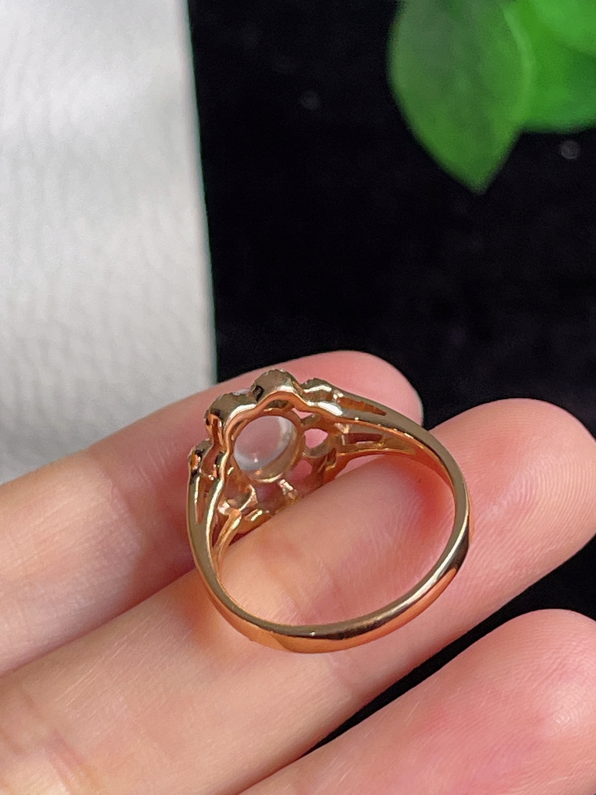 18k金白冰翡翠戒指