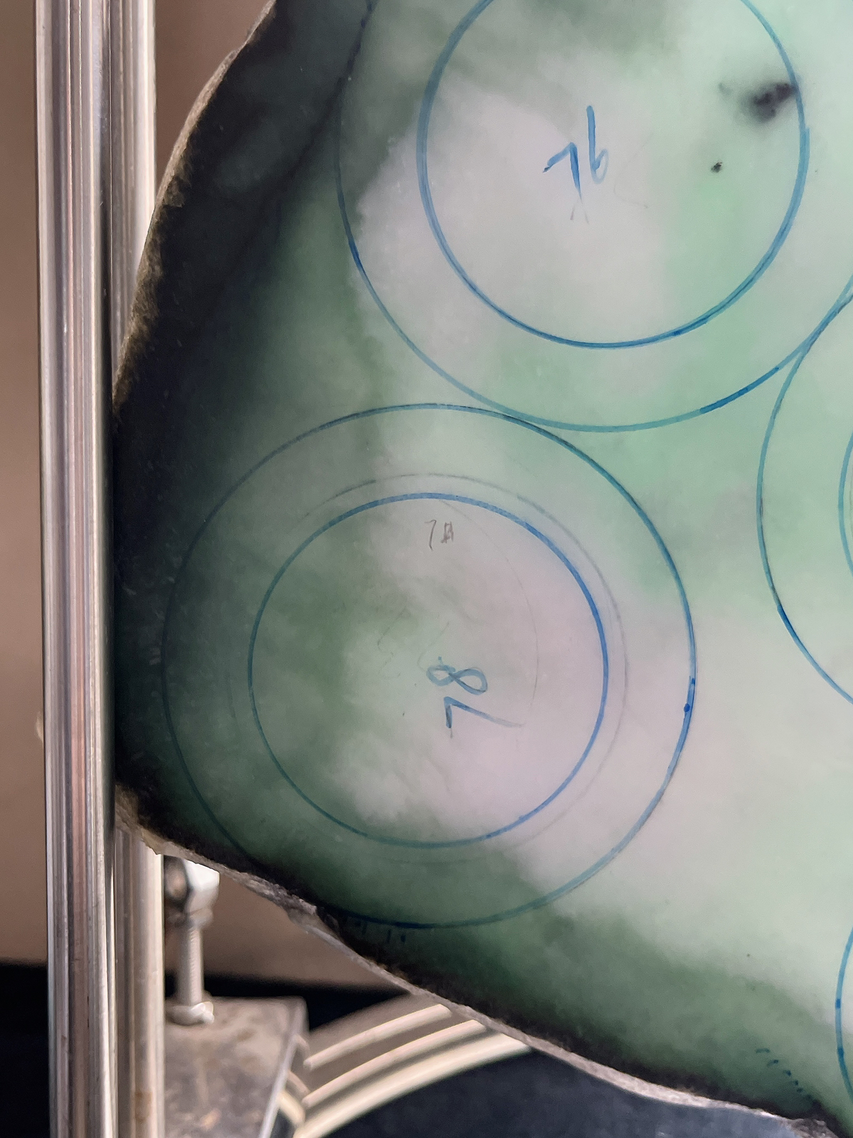 翡翠板料，⭕️正圈最大做62，圆条最大做58