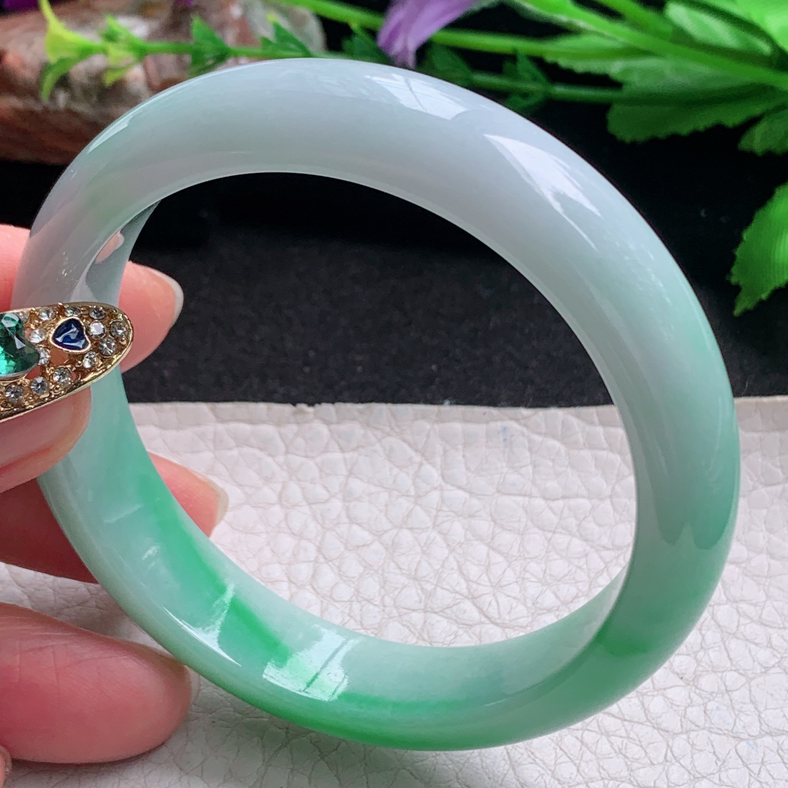 ee实拍55.6*13*7.6平安镯 天然缅甸翡翠a货手镯白底青水润正圈玉镯子