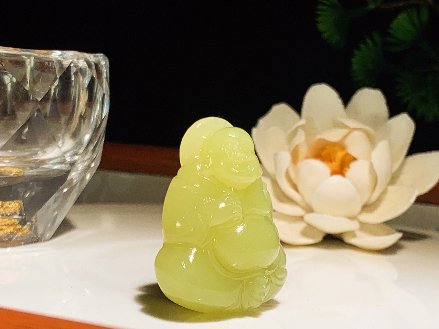 新疆若羌黄口料佛引福来挂件。尺寸42/33/20重32克 玉质细腻油润 底色纯净 脂粉好，品质好。l