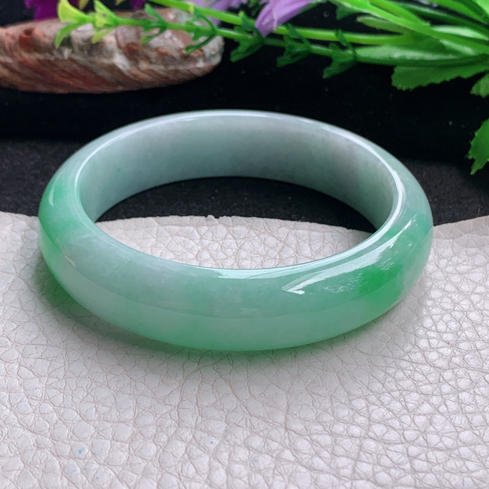 ee实拍57*14.3*7.8平安镯 天然缅甸翡翠a货手镯飘绿水润正圈玉镯子