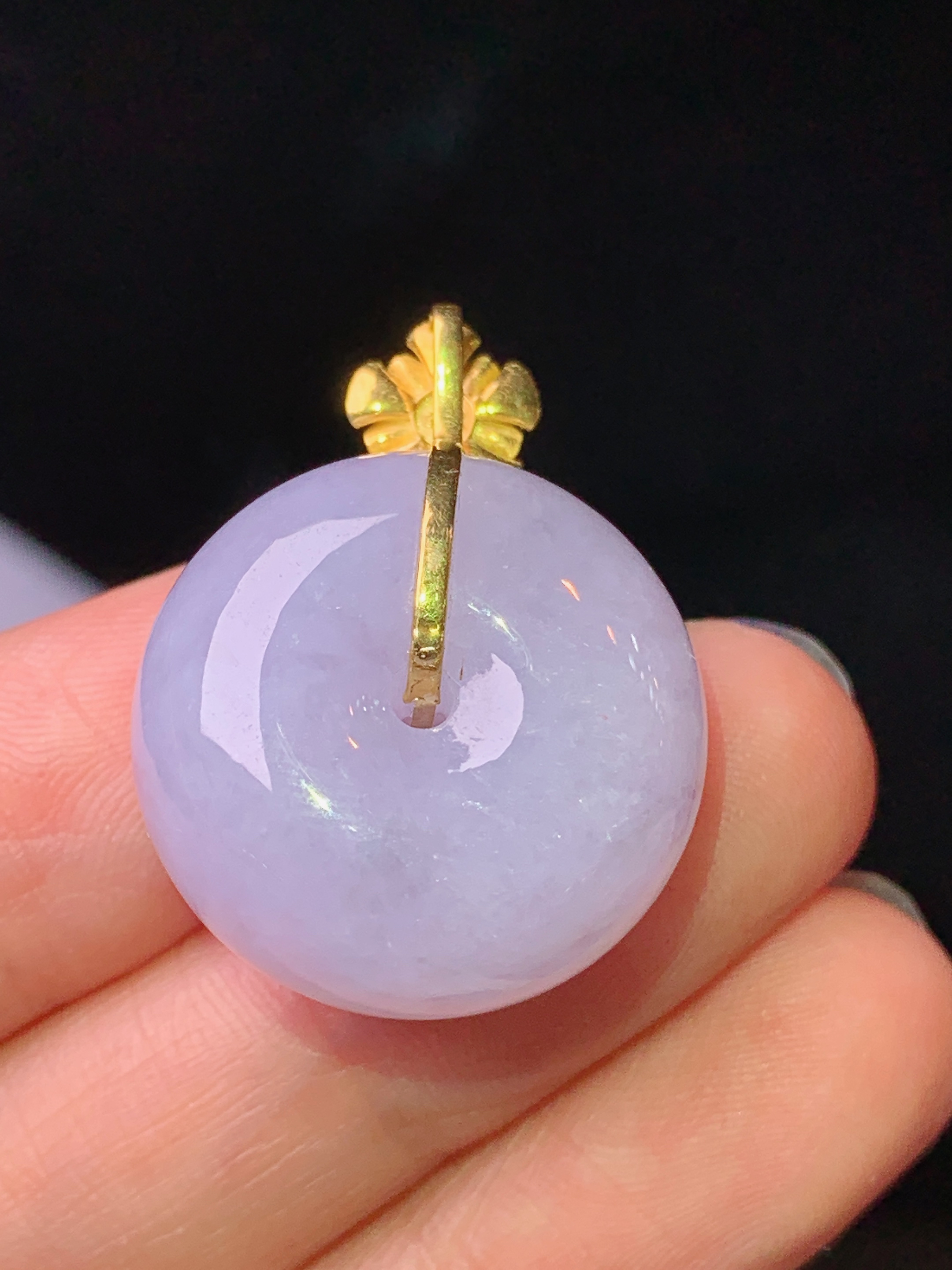 18k金镶嵌紫罗兰平安扣吊坠 玉质细腻 色泽艳丽清新 水润亮眼 整体尺寸28.2*21.2*12yz