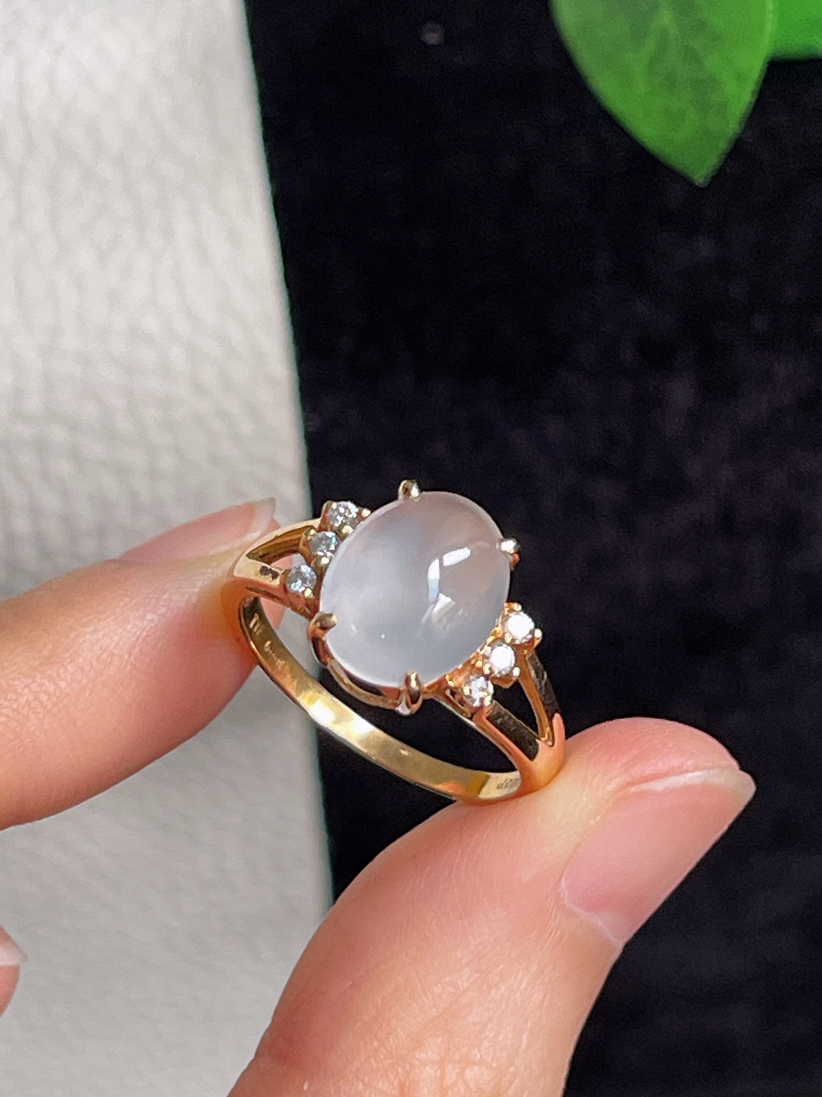 18k金翡翠冰种白色戒指