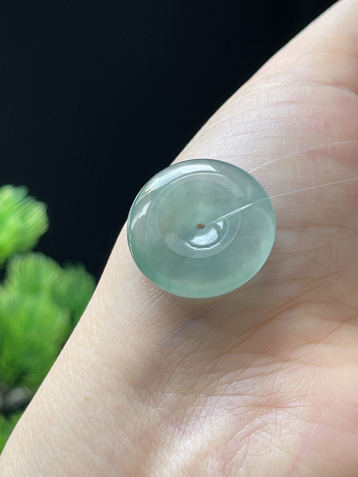 翡翠冰糯种浅绿色平安扣