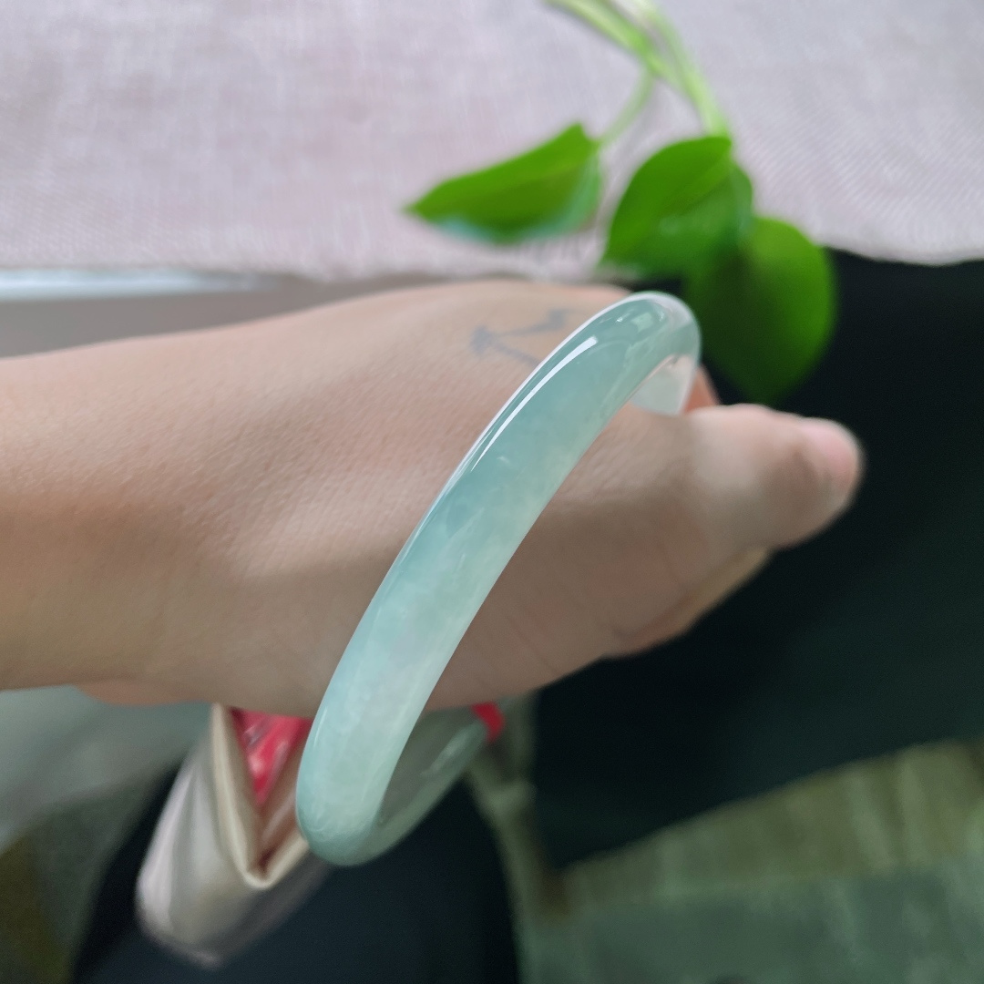54.7/7.8，冰蓝美人条，干净纯粹，清透，圈住所有美好与安宁。棉线。ss49985a