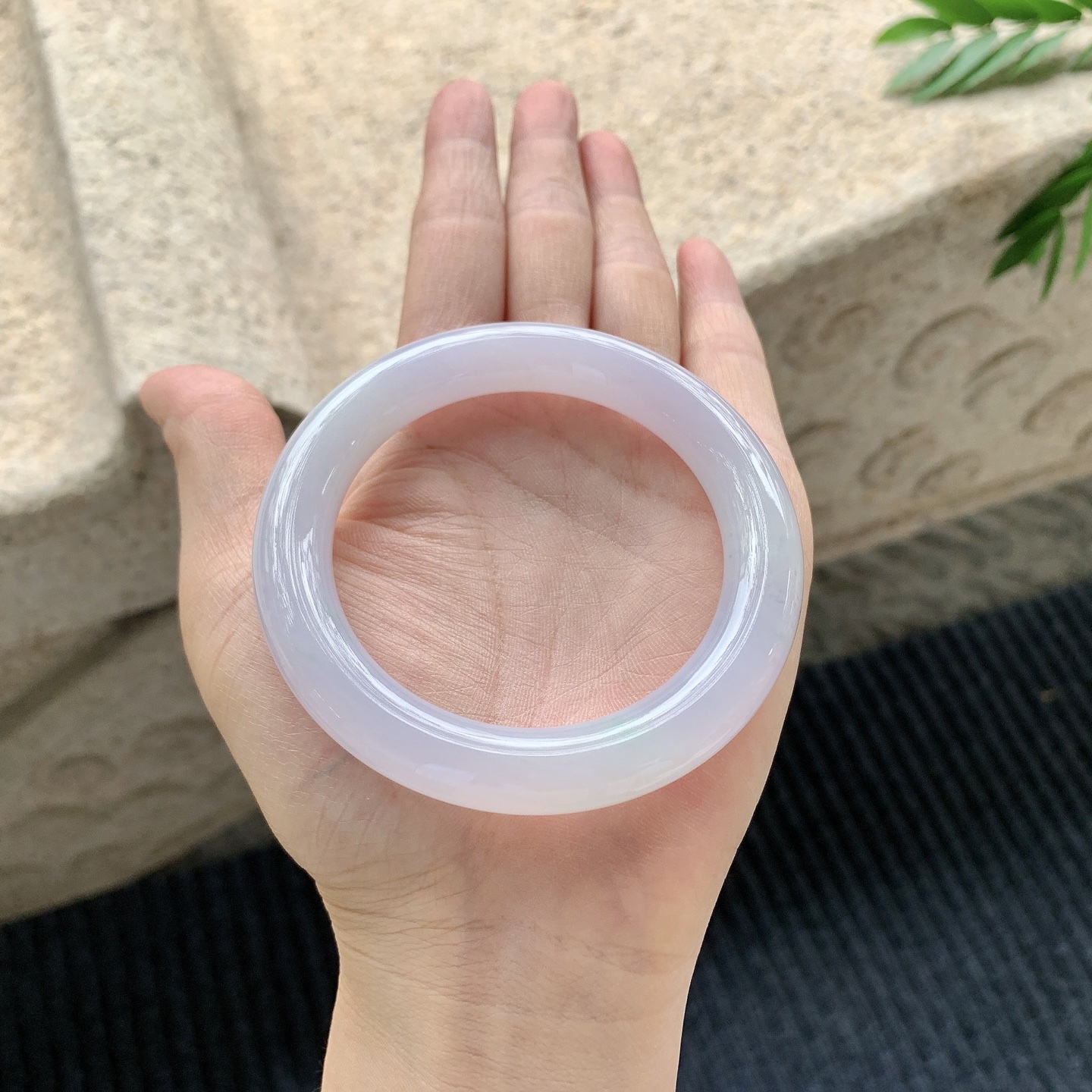 圆条53 54【圈口】54.2/10.4/10.3【编码】AF040906【描述】细糯粉紫，水润，种