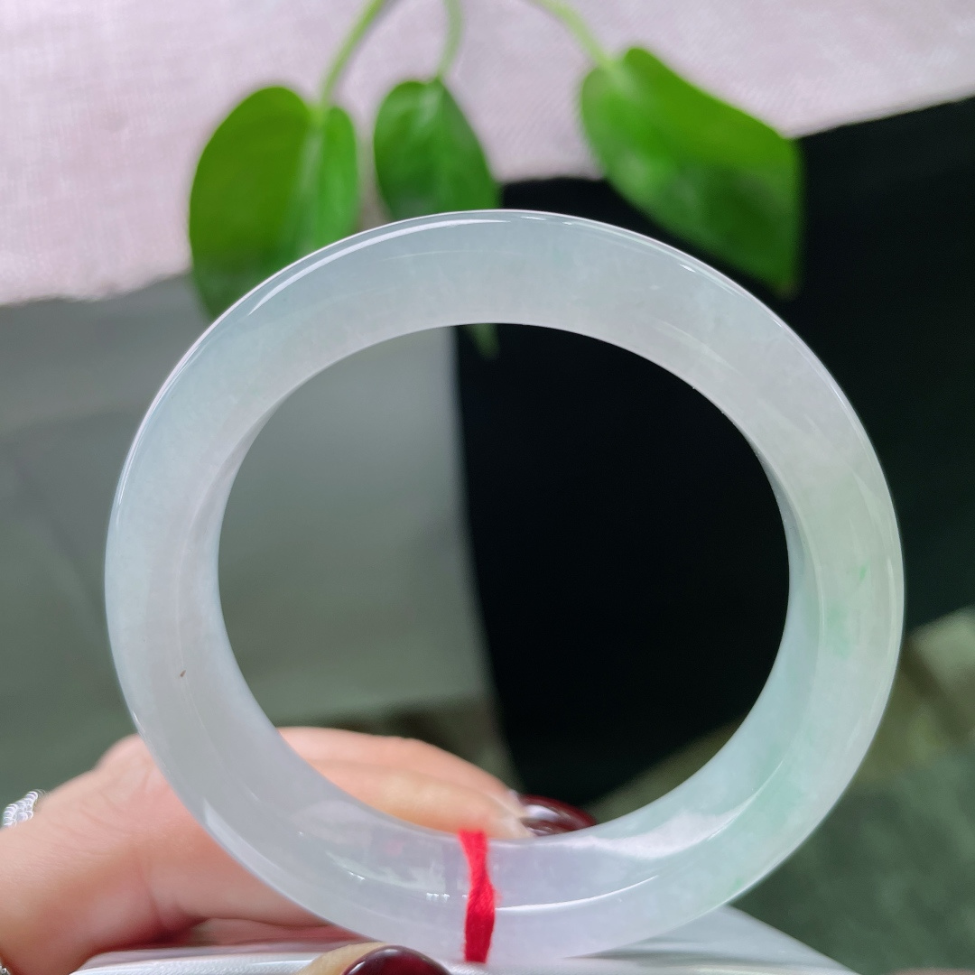 52/11.9/8.4春彩正圈，冰润细腻，紫是海棠未醒的梦，绿是柳梢初探的风。，ss49477a