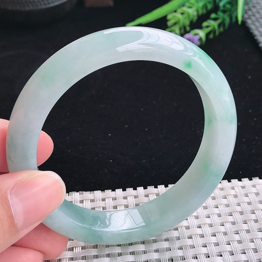 实拍A货翡翠58/12.8/8.5老坑冰润起胶飘阳绿手镯宽边玉镯平安镯美人镯