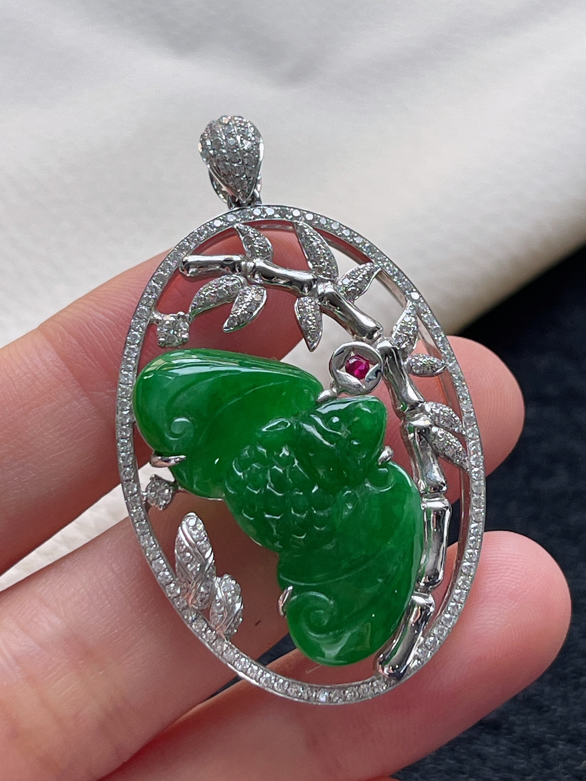 18k金 翡翠满绿挂件