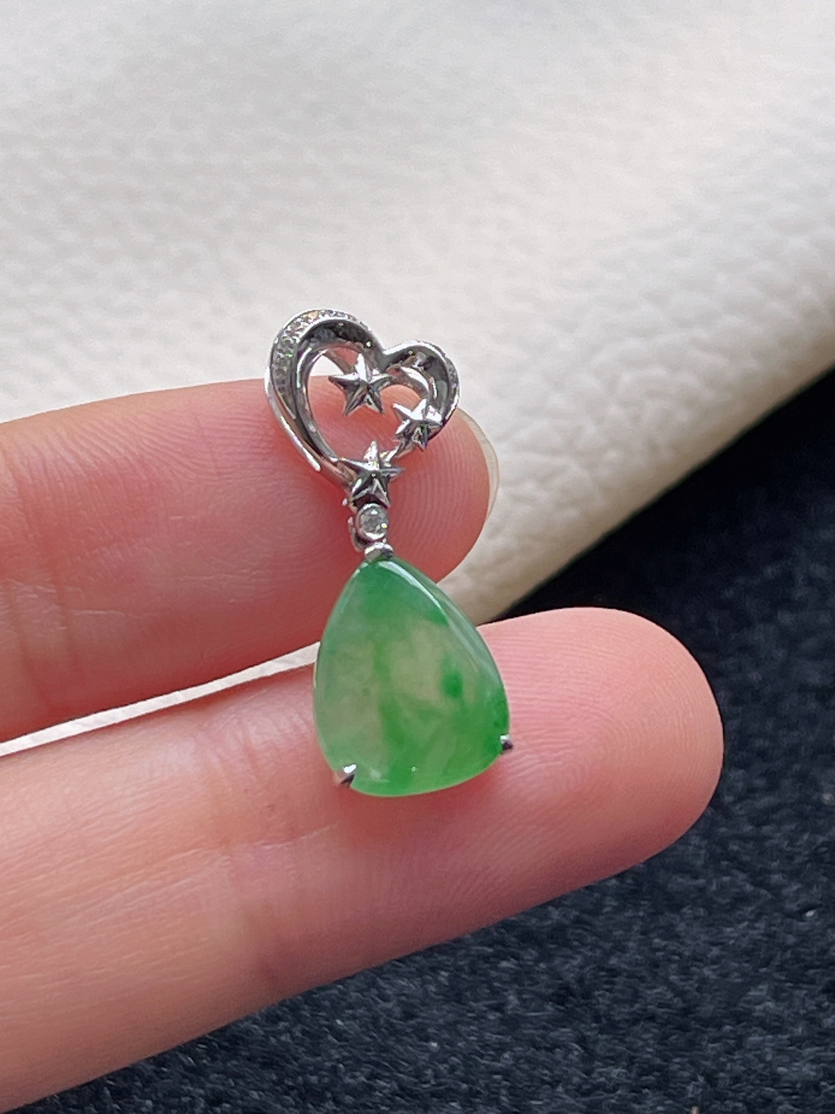 18k金翡翠冰糯种绿色挂件