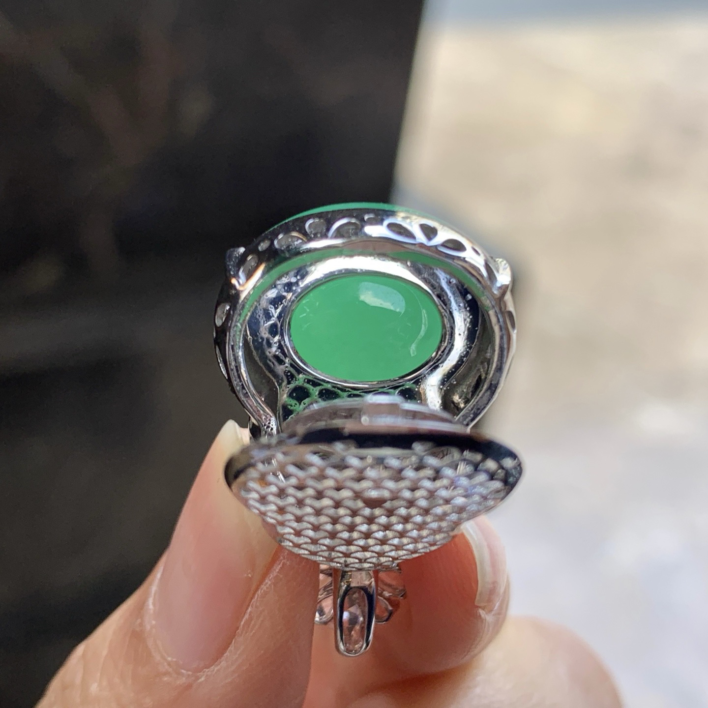 金钻镶嵌阳绿色葫芦^_^色阳