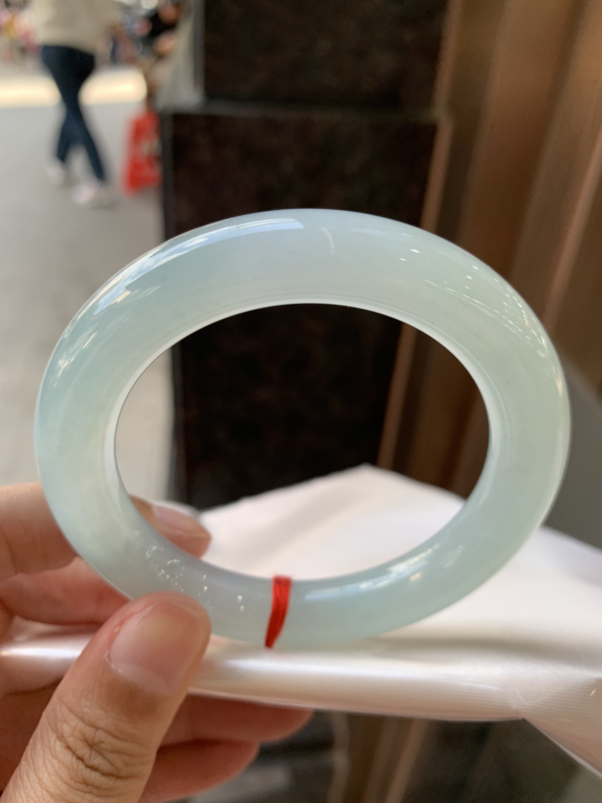 晴底圆条
55.8-11.1-11.3