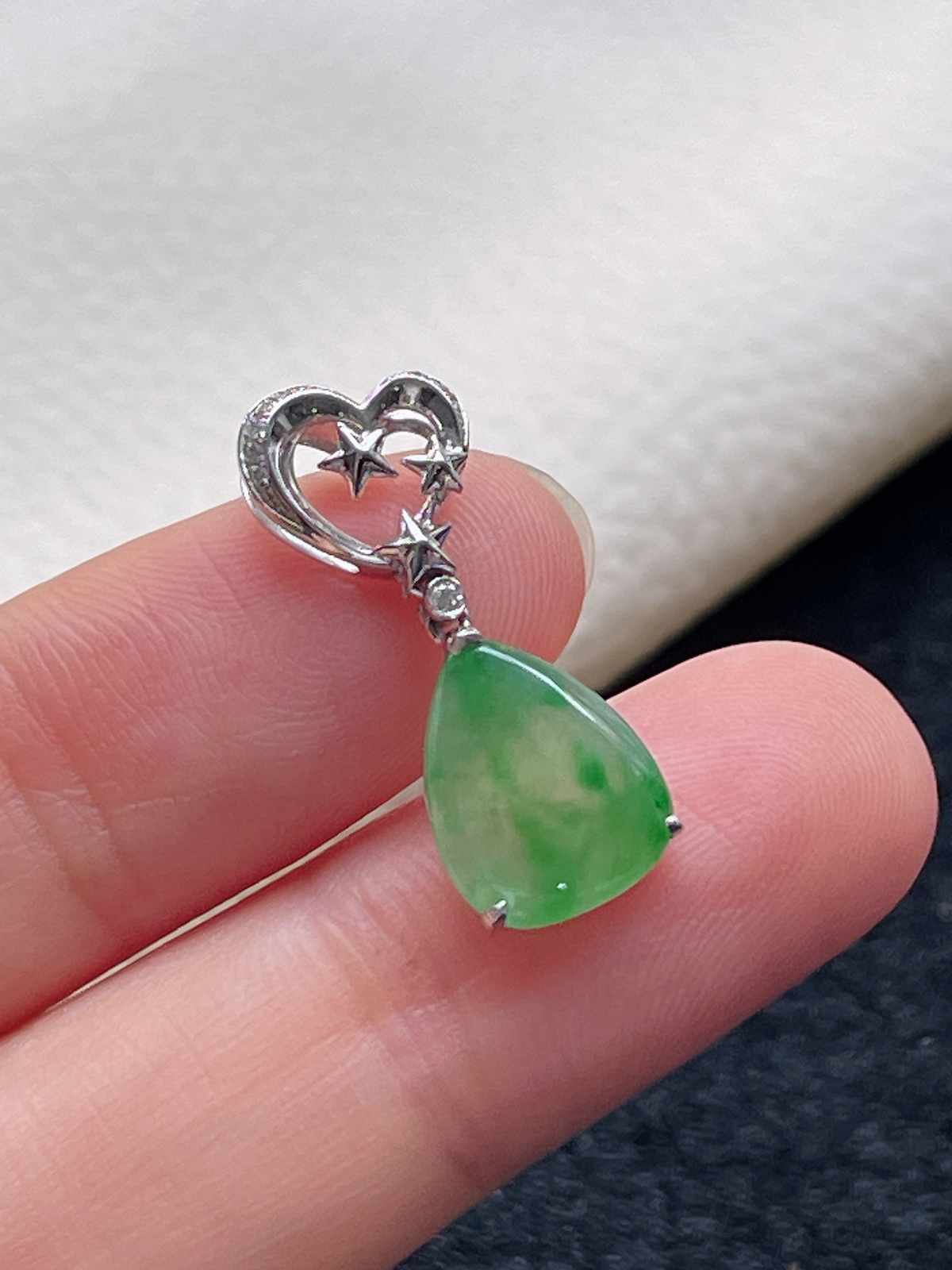 18k金翡翠冰糯种绿色挂件