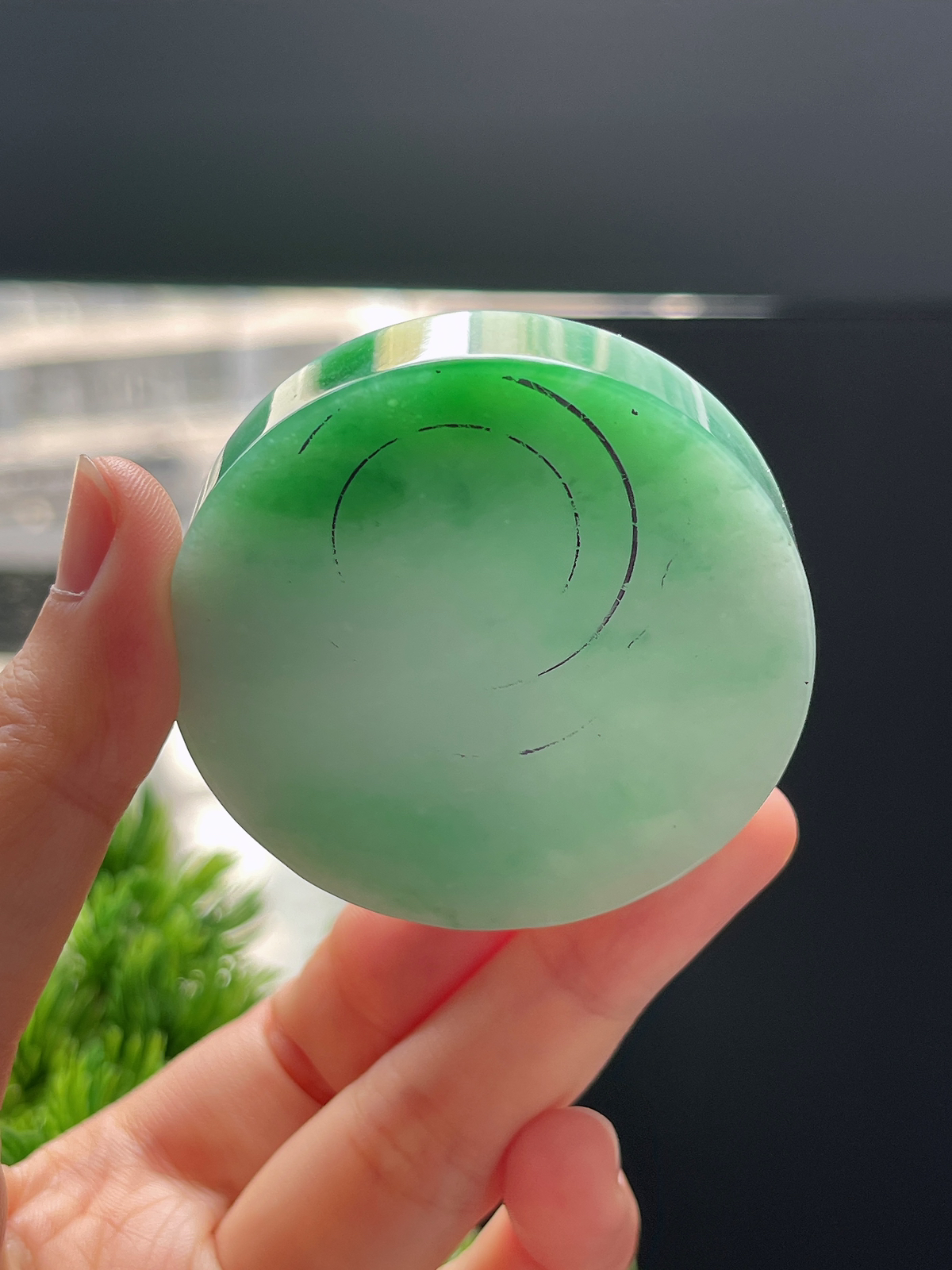 翡翠飘阳绿镯心