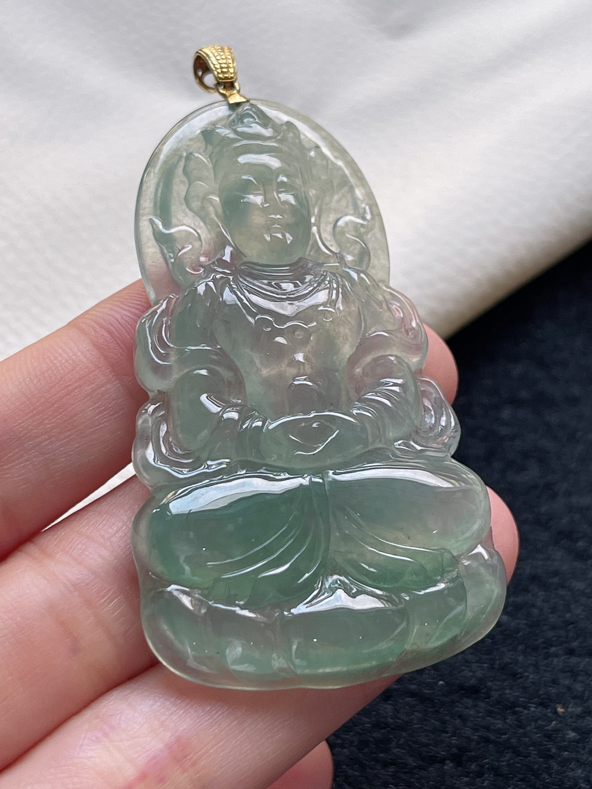 18k金 翡翠冰糯种浅绿色吊坠