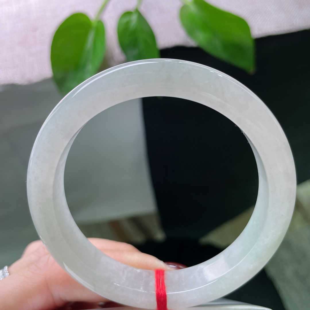 56.8/11.9/8.5，白月光正圈，是冰底里透出的、不染尘埃的皎洁。，ss50186a