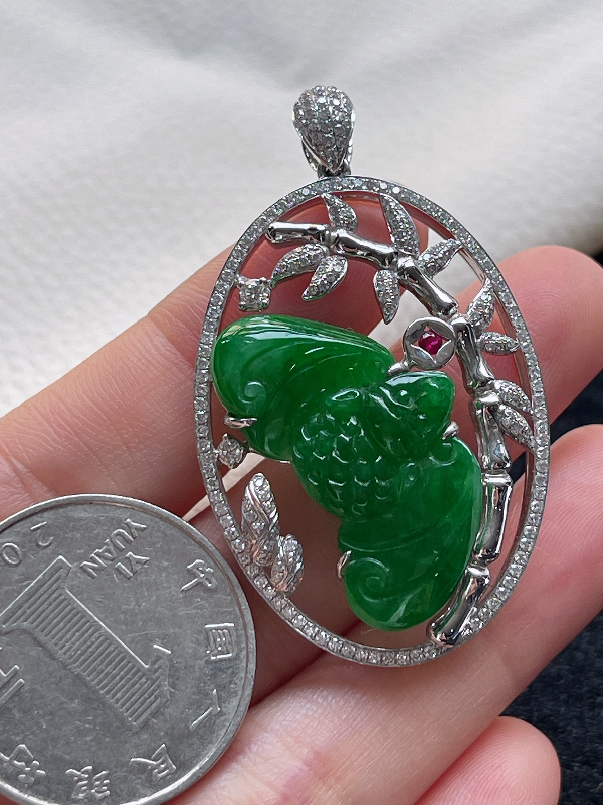 18k金 翡翠满绿挂件