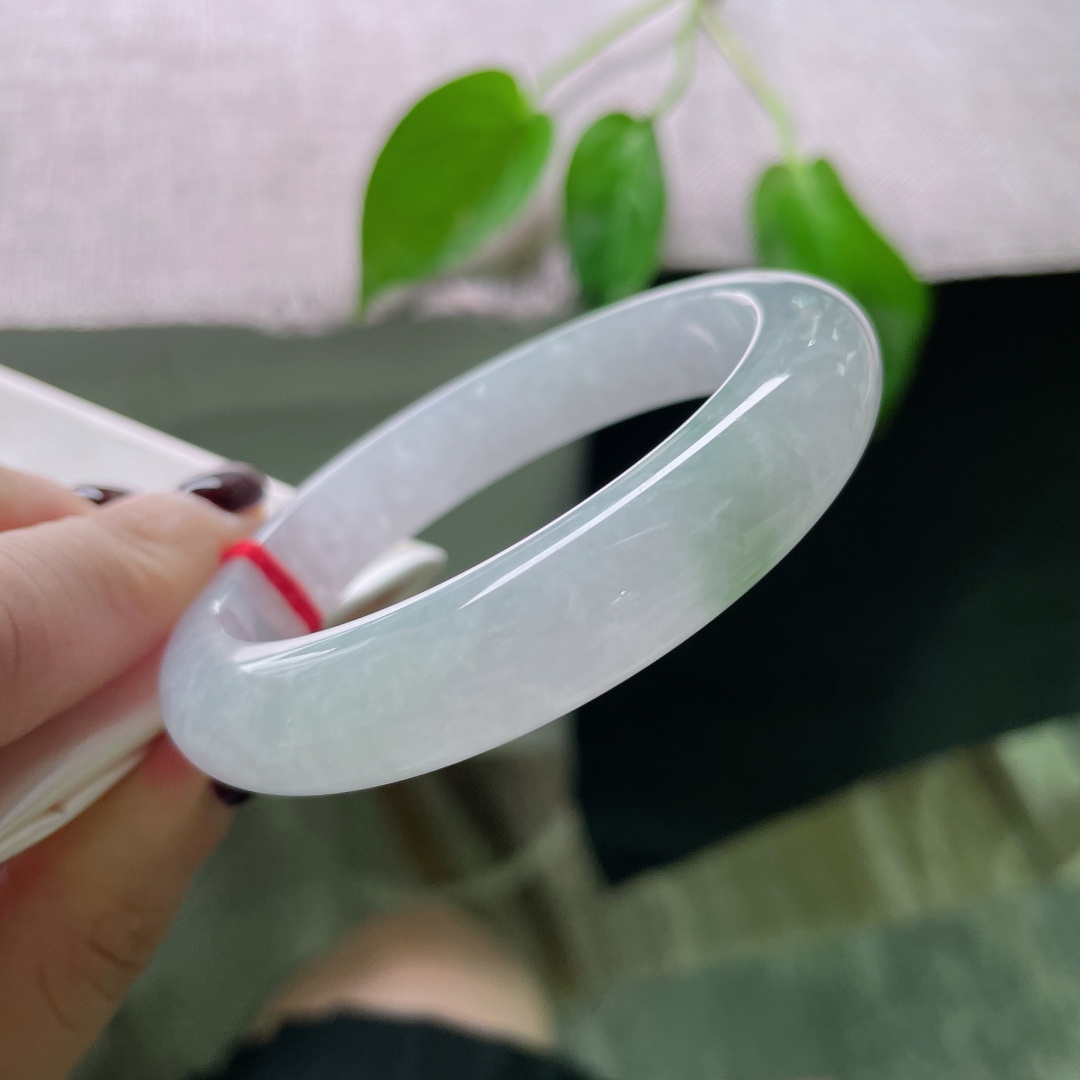 55.2/11.9/8.8淡紫正圈，版型厚装，将未完成的梦，染成淡紫，挂在腕间，ss50063a