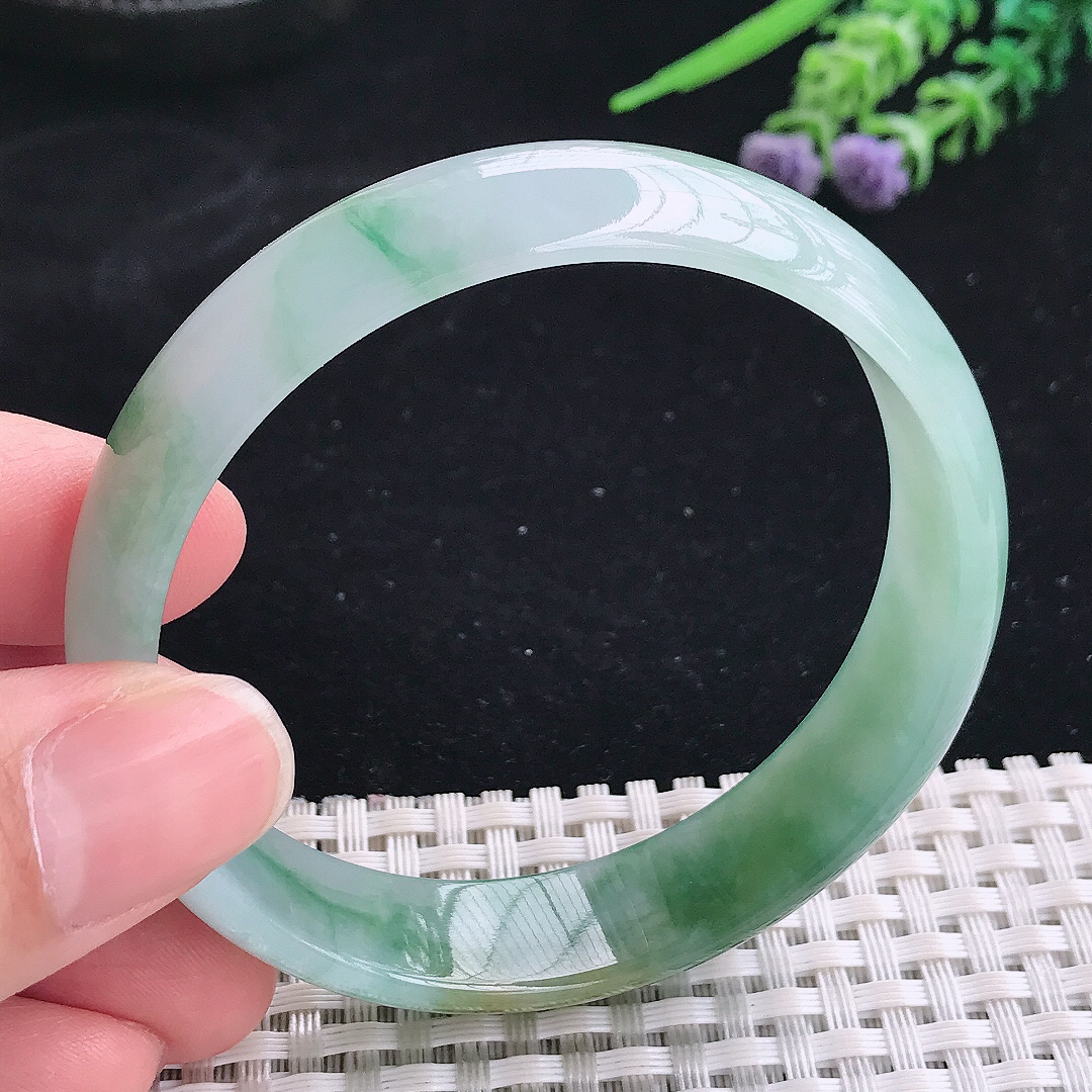 实拍A货翡翠56.8/14.1/5.8老坑精美黄加绿三彩手镯宽边玉镯平安镯美人镯