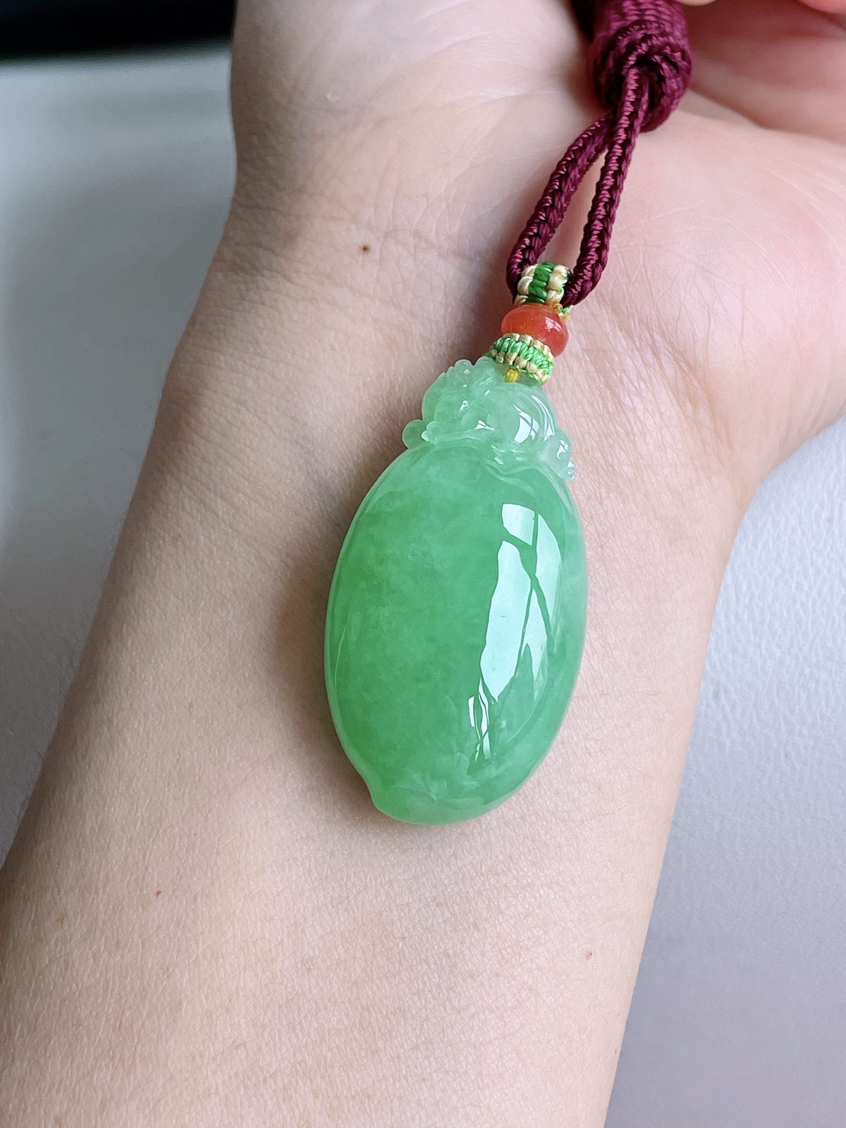 【裸石】冰晴绿貔貅福瓜吊坠
【说明】缅料 性价比高  
【尺寸】41-21.2-14.2.