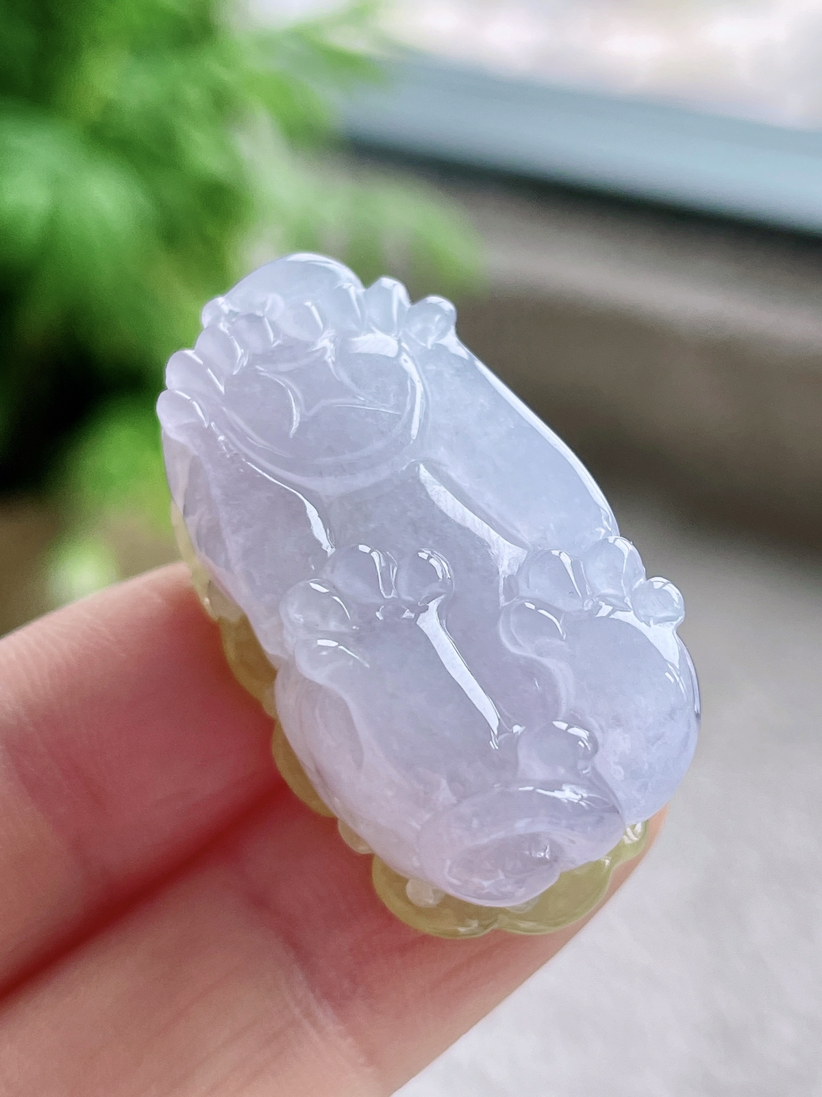 【裸石】冰紫底貔貅飘黄翡貔貅吊坠
【说明】缅料 性价比高  
【尺寸】34-17.7-16.