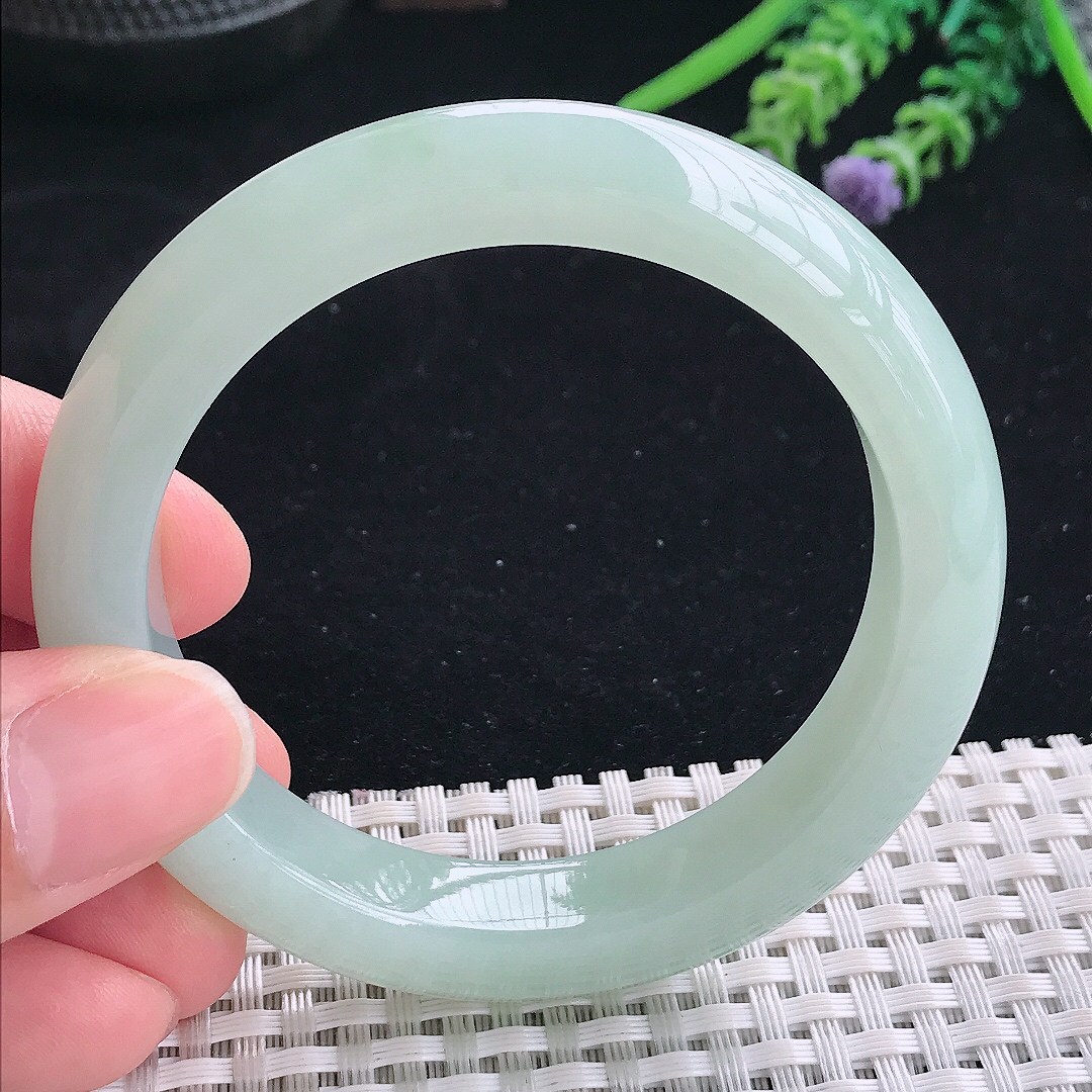 实拍A货翡翠54.5/11.6/9老坑冰润起胶冰晴绿手镯宽边玉镯平安镯美人镯