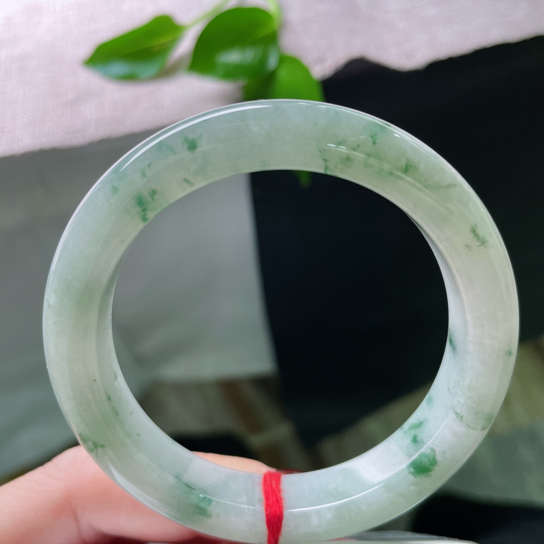 55.8/11.8/9.2飘花正圈，水润细腻，花影摇曳生姿，仪态万方，种老，。ss50032a