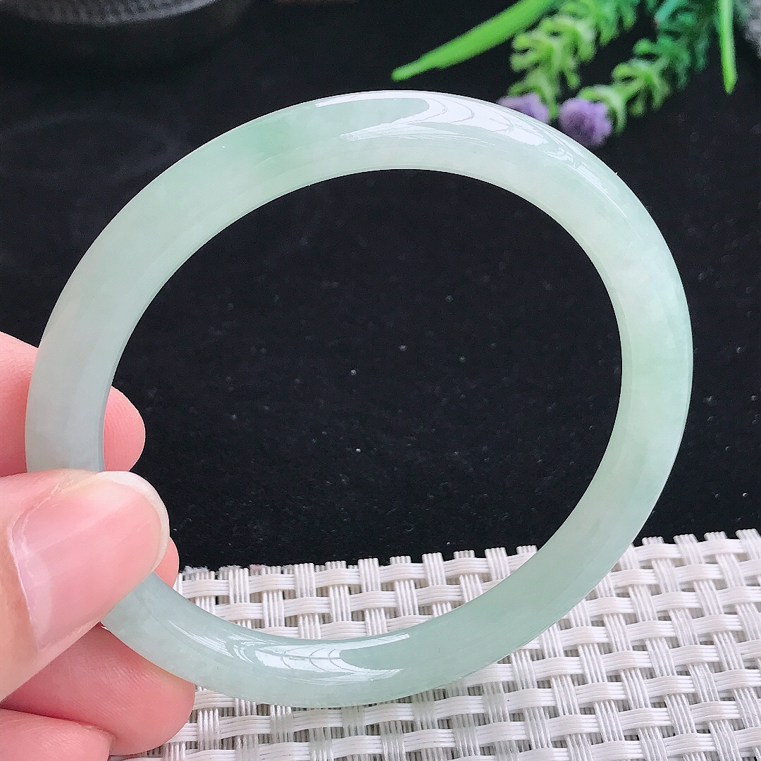 实拍A货翡翠57/7.7/7.5老坑冰润冰晴圆条手镯叮当镯平安镯美人镯