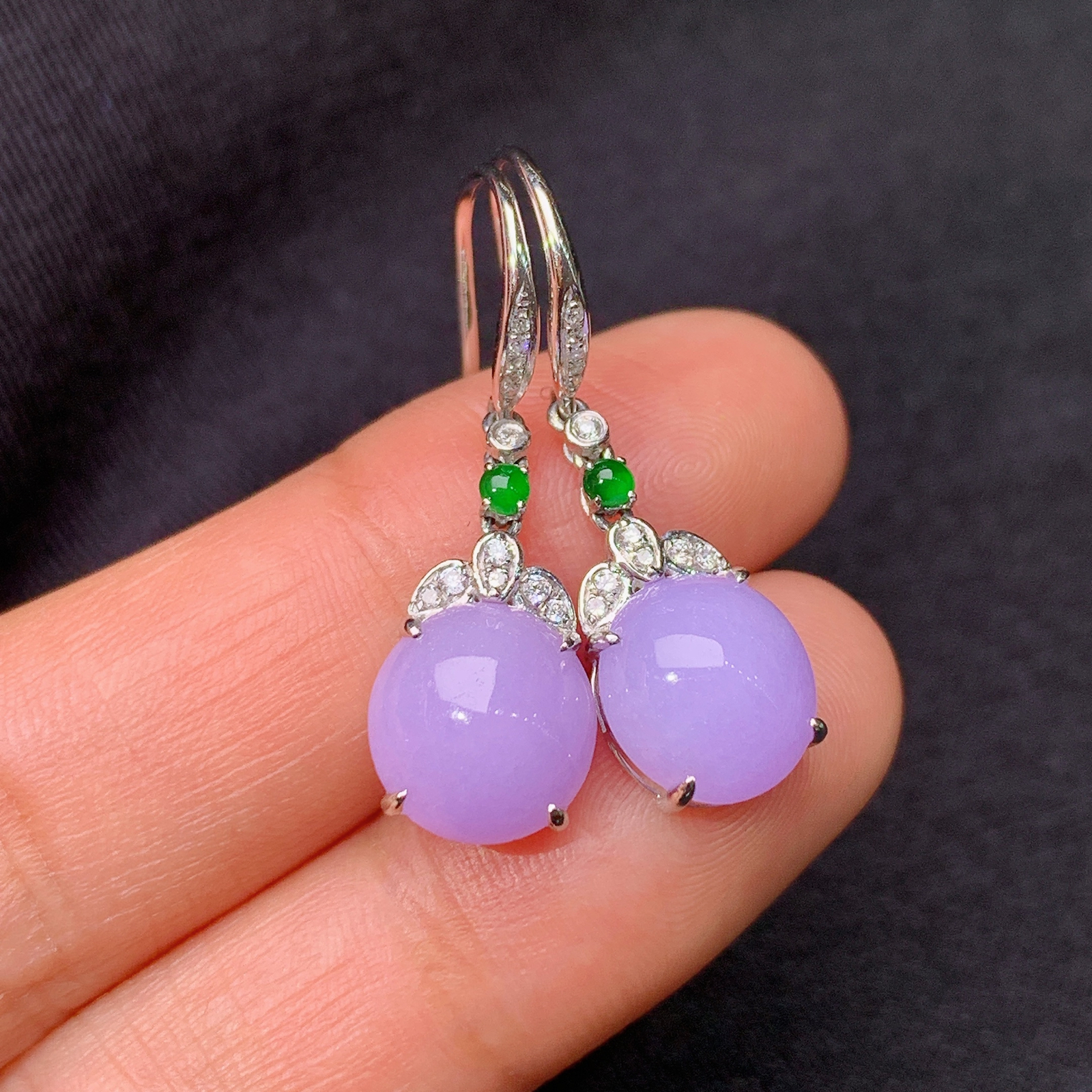 紫罗兰蛋面耳坠，18k金镶嵌，简约时尚，冰润鲜艳，种水足，zha 尺寸8.7*8.3*4.5