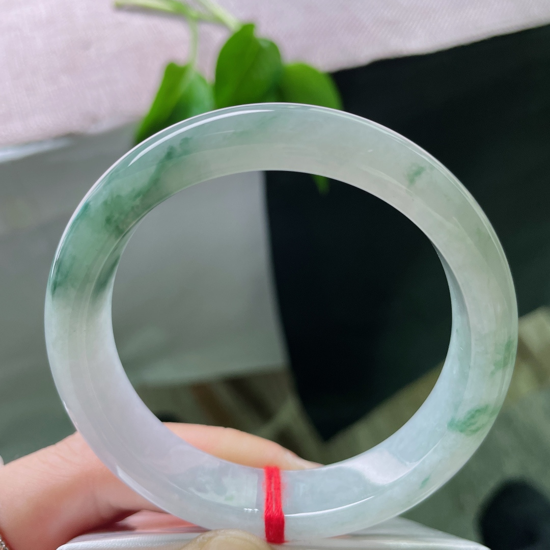 飘花正圈，水润，花色灵动飘逸，随缘之美，无裂，ss55156a