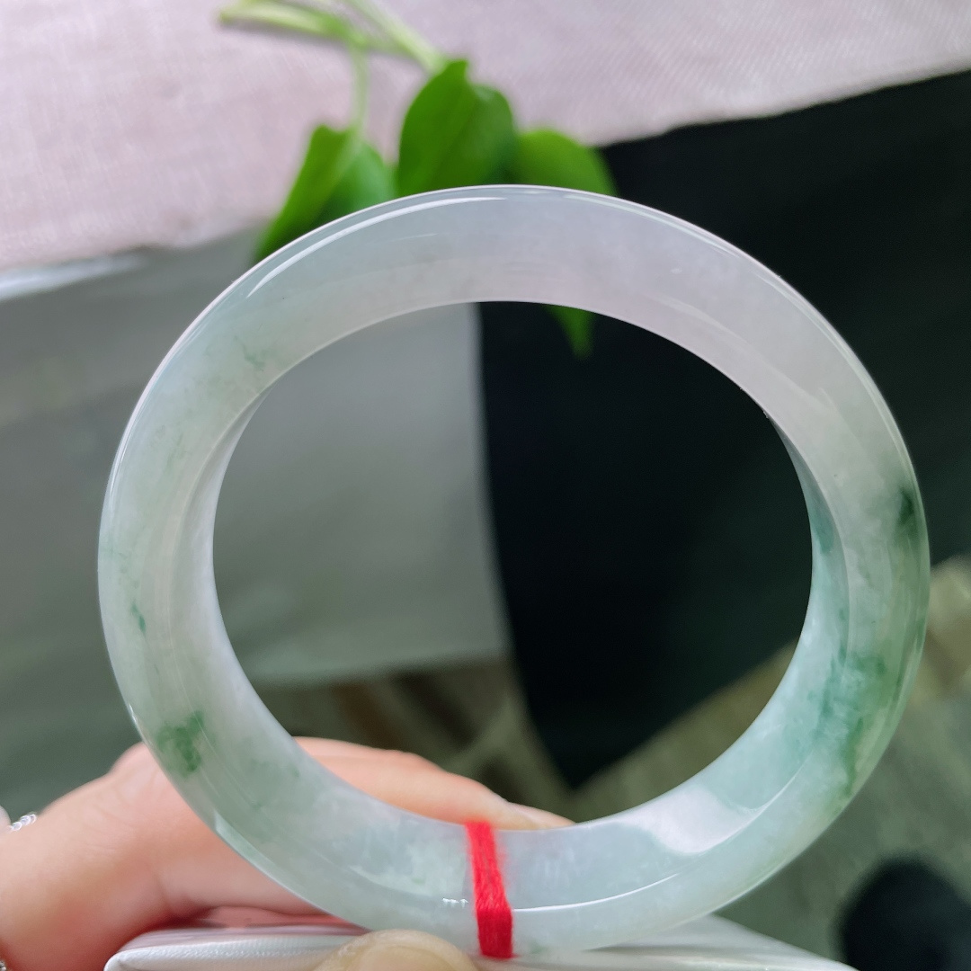 飘花正圈，水润，花色灵动飘逸，随缘之美，无裂，ss55156a