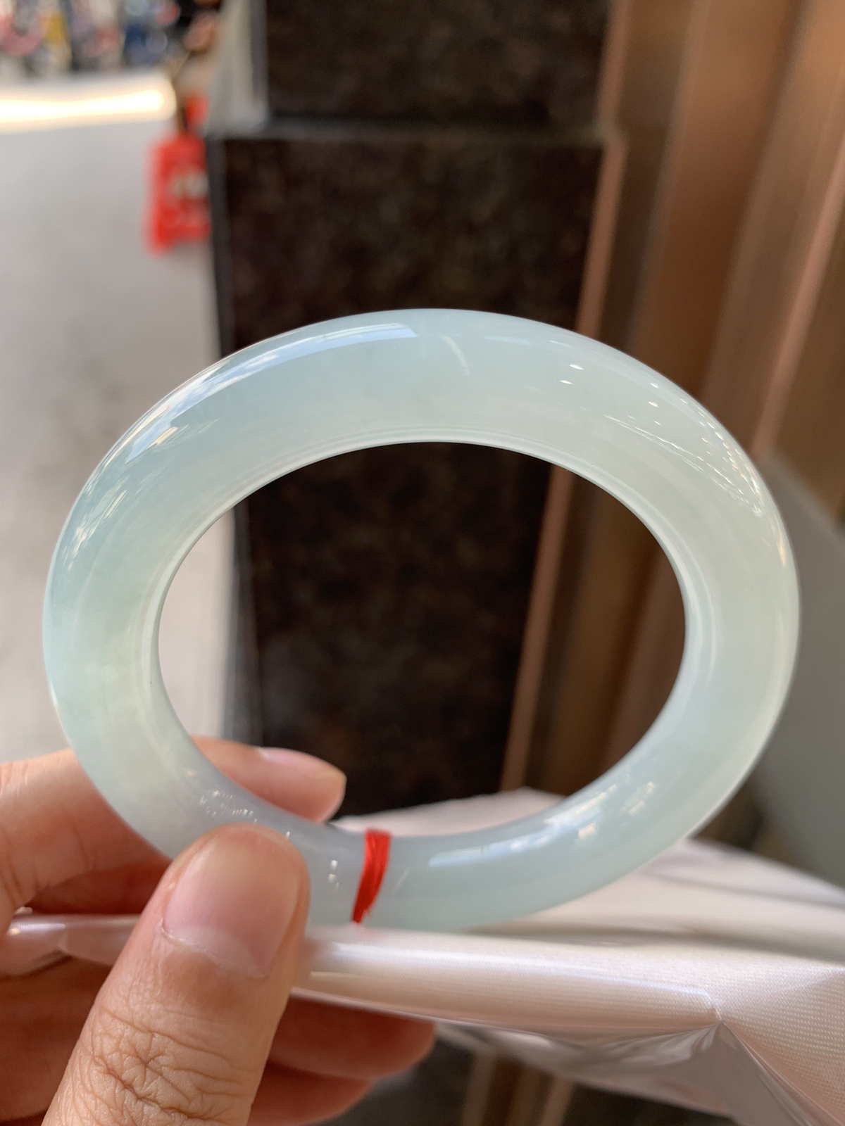 晴底圆条
55.8-11.1-11.3