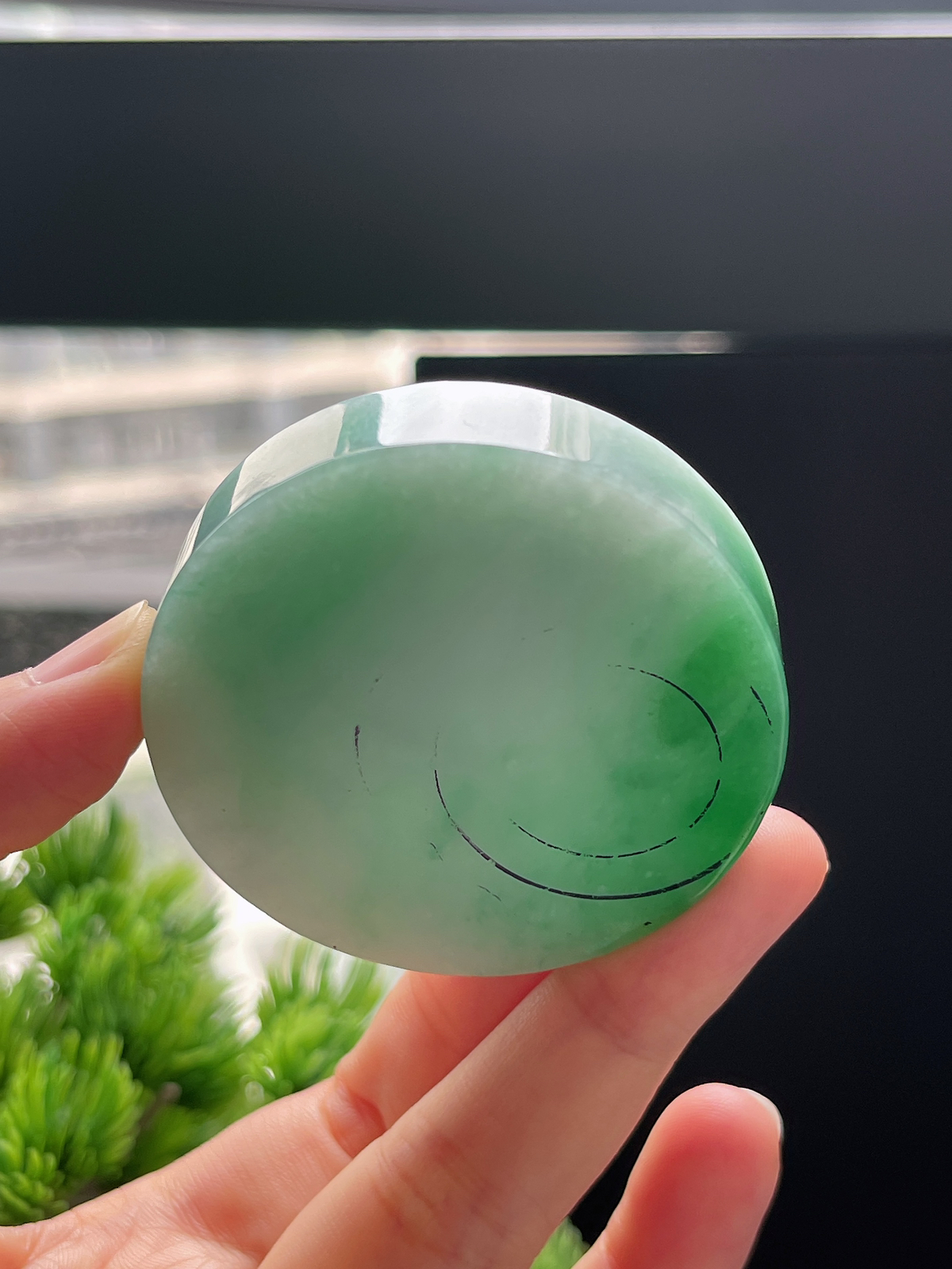 翡翠飘阳绿镯心