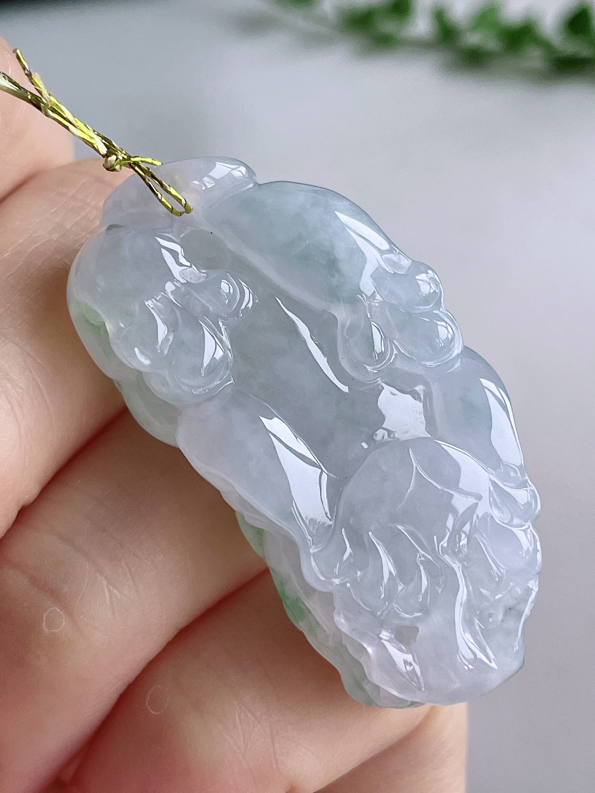 【裸石】冰飘花貔貅吊坠
【说明】缅料 性价比高  
【尺寸】 42.6-22.2-13.4.