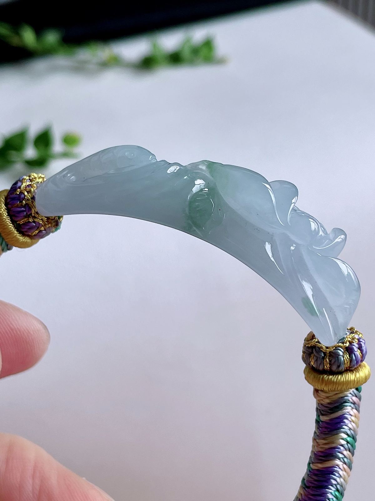 【裸石】冰紫底荷花鱼年年有余手牌手绳
【说明】缅料 性价比高  
【尺寸】45-11.2-10.3.