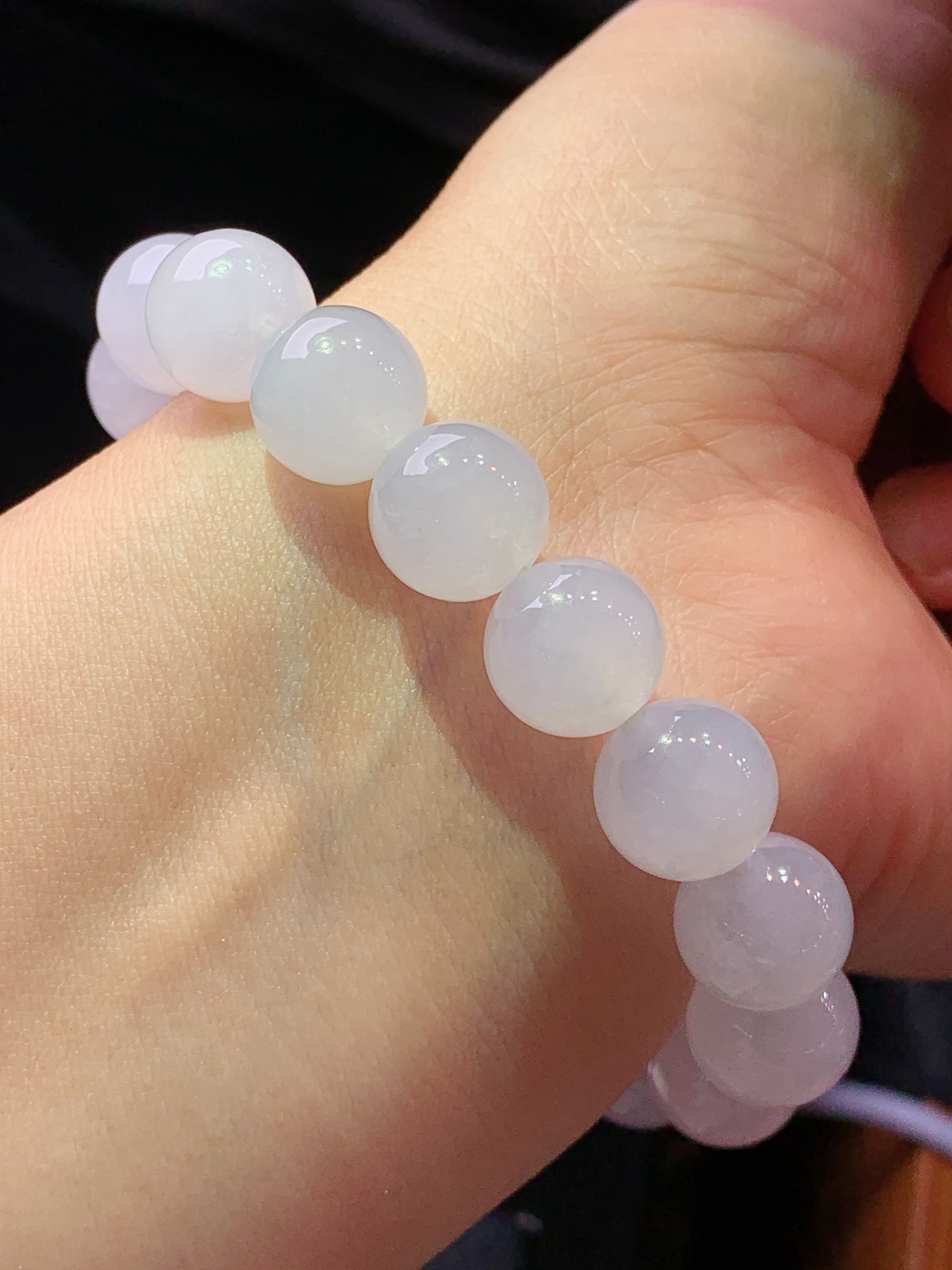 冰种圆珠手链 玉质细腻 色泽艳丽清新 水润亮眼 整体尺寸11.3h3