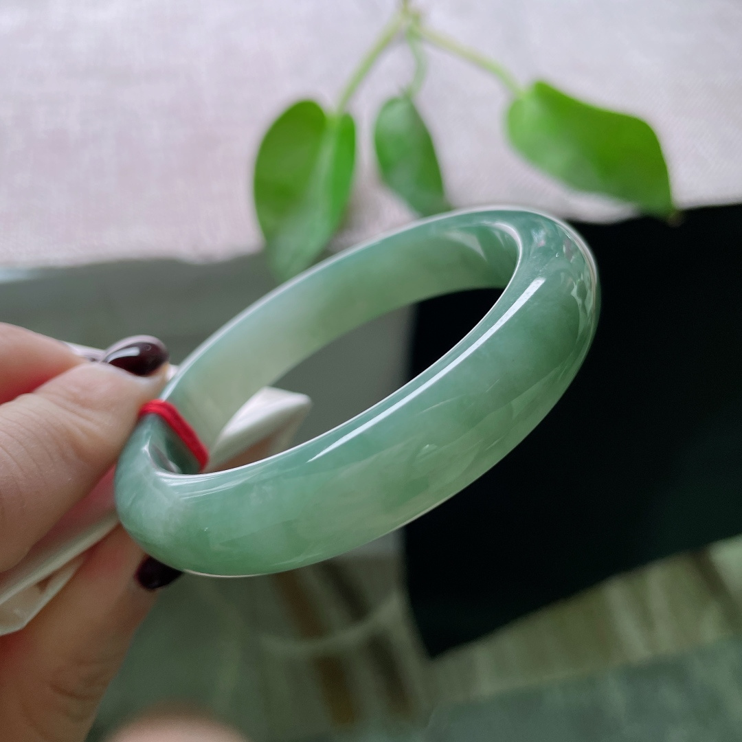 54.6/12/7.6，油青正圈，色泽沉稳，佩戴内敛，不失古典美，ss49033a