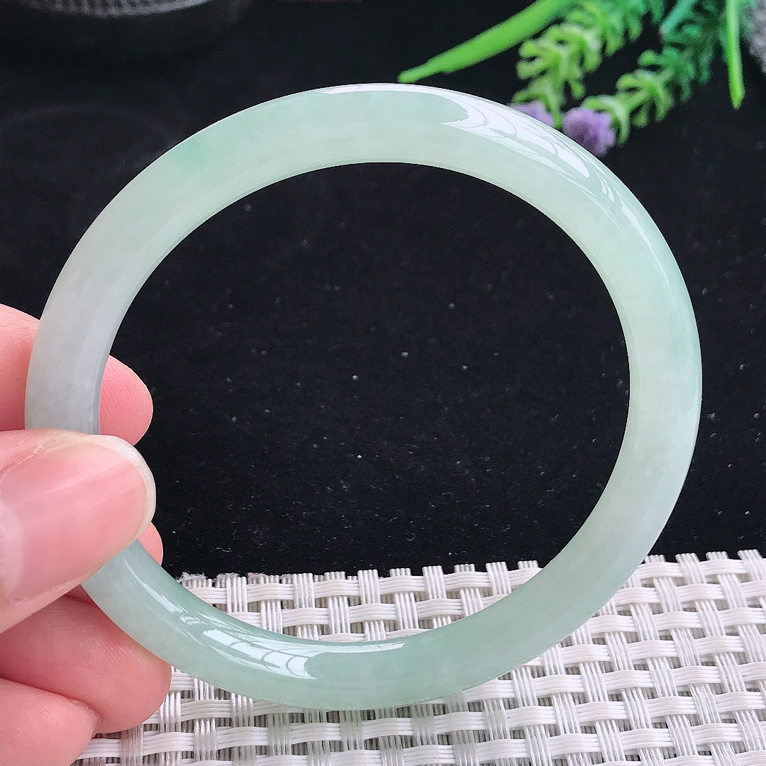 实拍A货翡翠57/7.7/7.5老坑冰润冰晴圆条手镯叮当镯平安镯美人镯