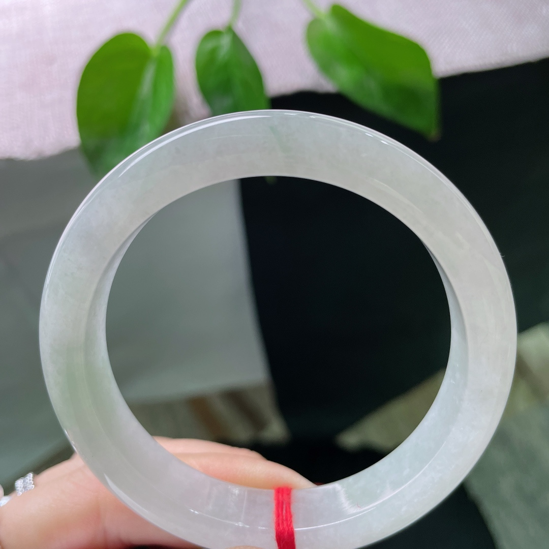 56.8/11.9/8.5，白月光正圈，是冰底里透出的、不染尘埃的皎洁。，ss50186a