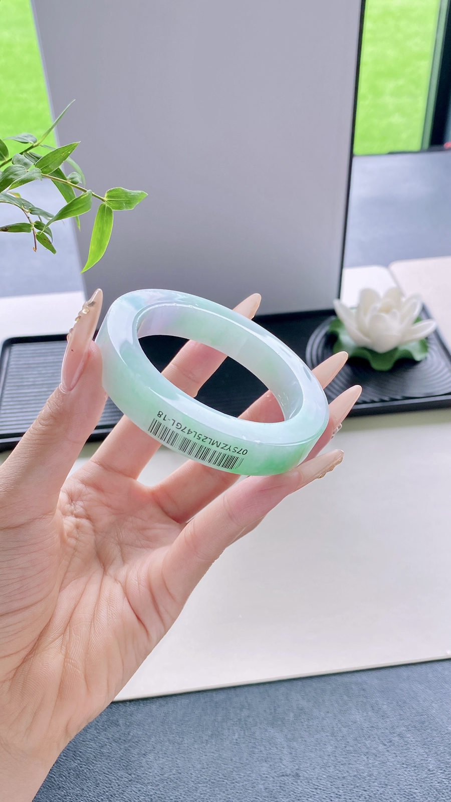 【飘绿手镯胚】