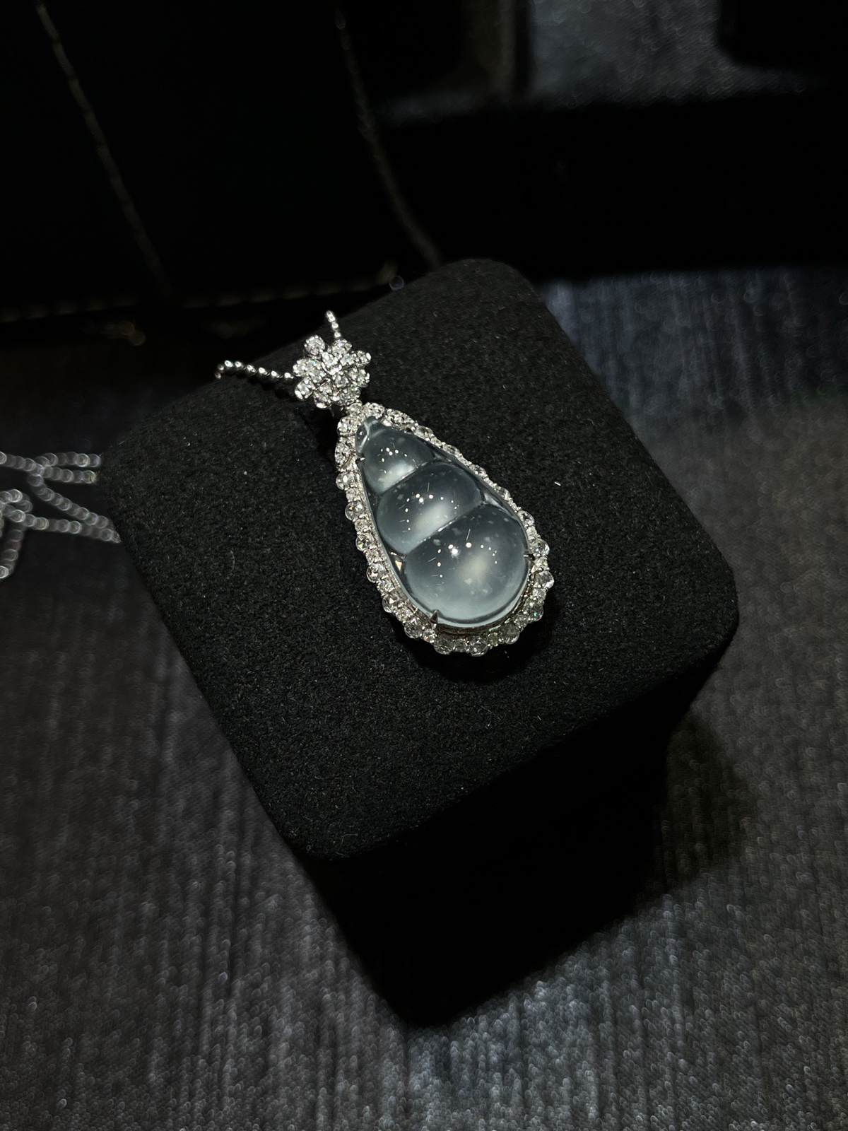 高冰雪花棉福豆……
-

尺寸看图一
18k金镶嵌