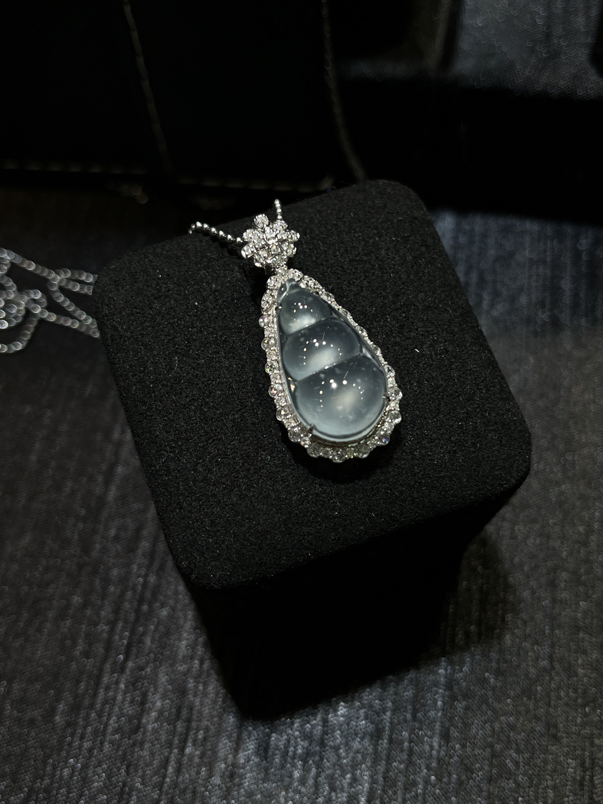 高冰雪花棉福豆……
-

尺寸看图一
18k金镶嵌