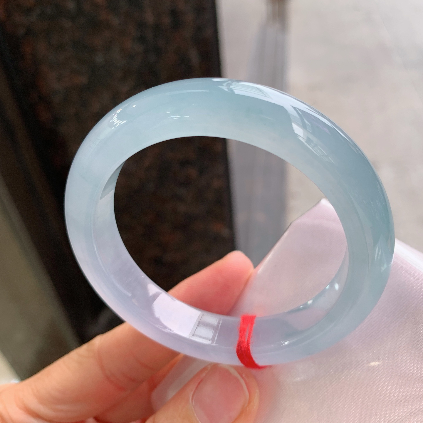 正圈冰晴蓝 无瑕 尺寸：54.5/12.3/9 起荧光