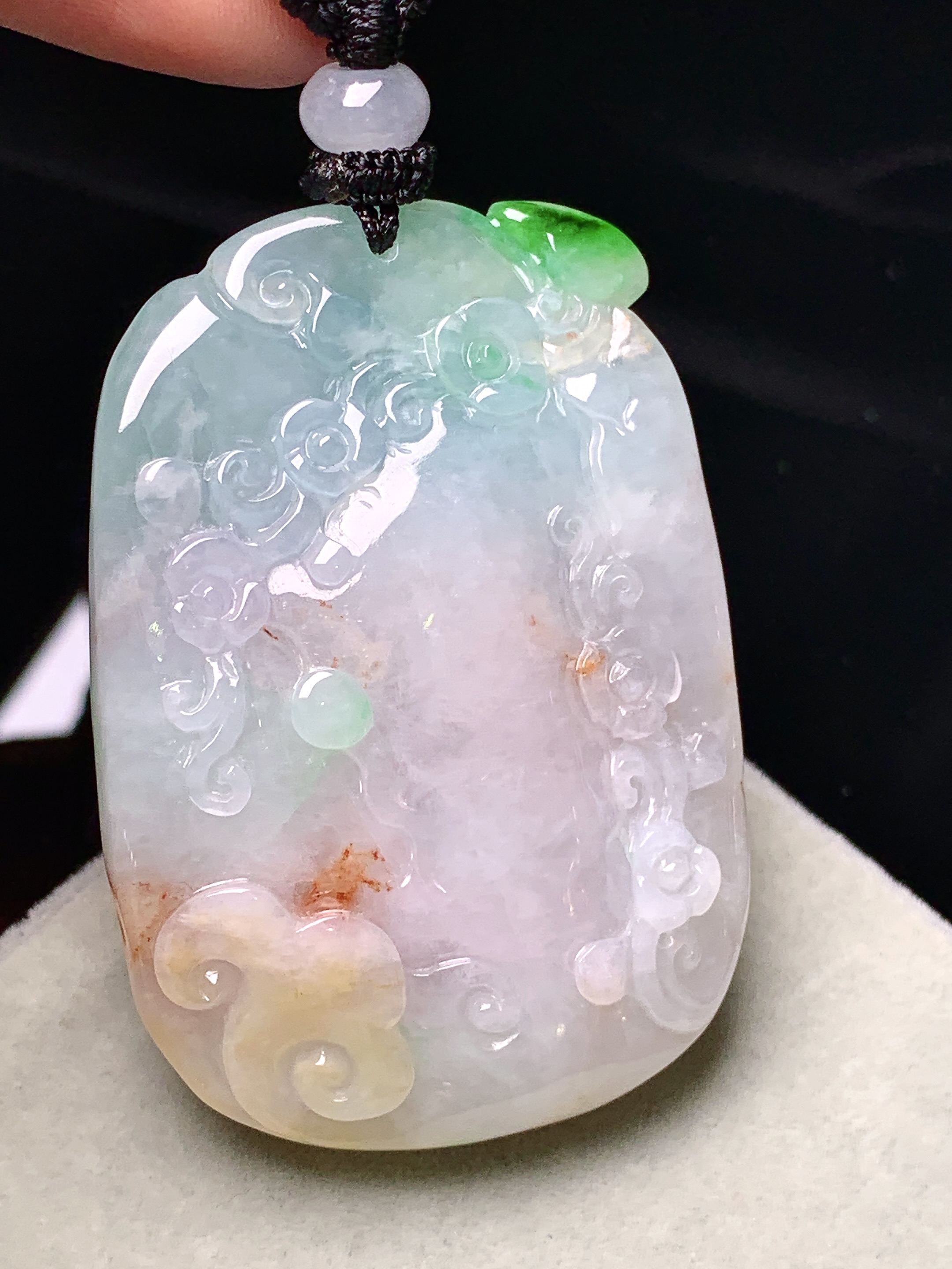 福禄寿花开富贵牌吊坠 玉质细腻 色泽艳丽清新 水润亮眼 整体尺寸50.5*34.5*13.5w1