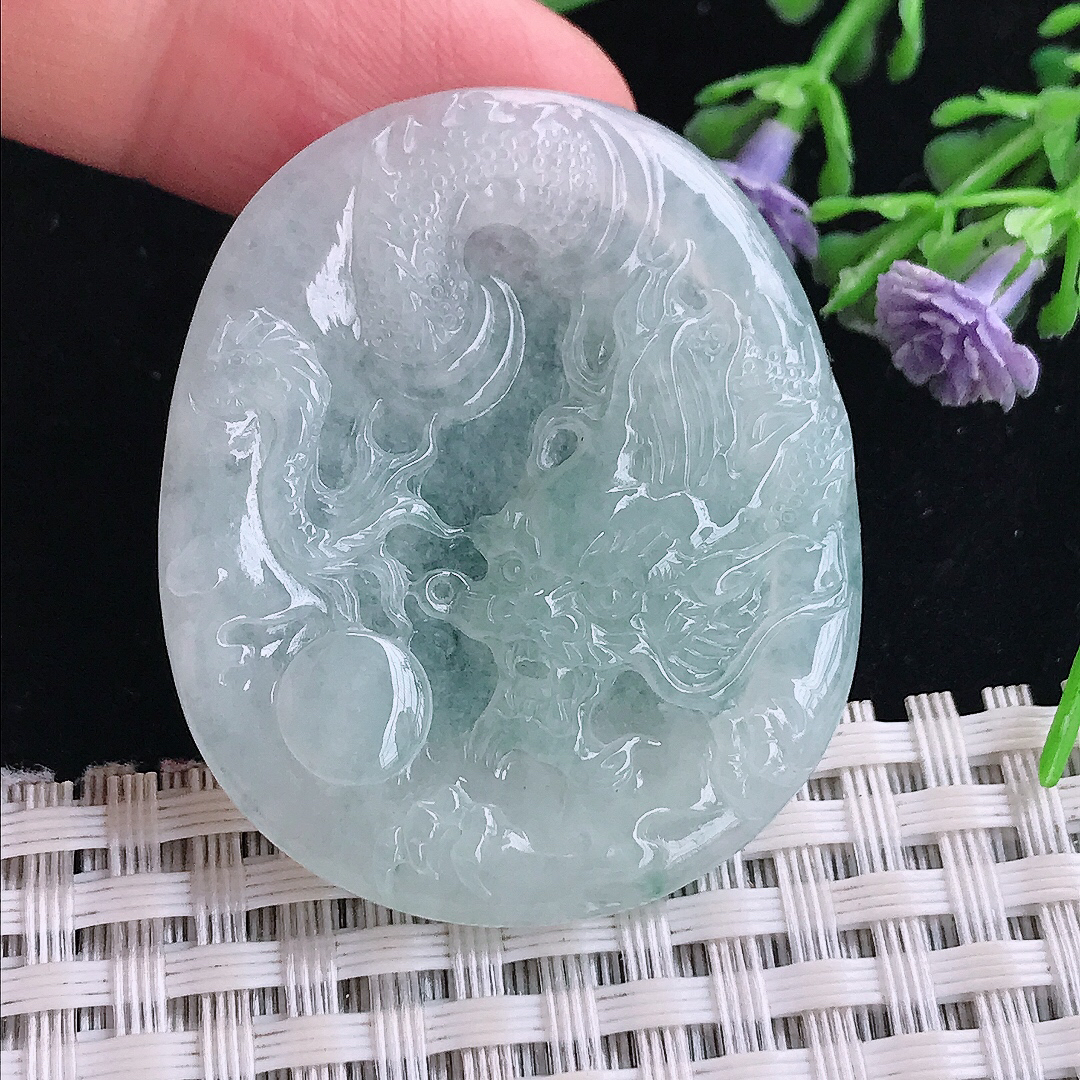 实拍A货翡翠42/34.8/4.6老坑冰润起胶龙牌吊坠翡翠玉牌挂件