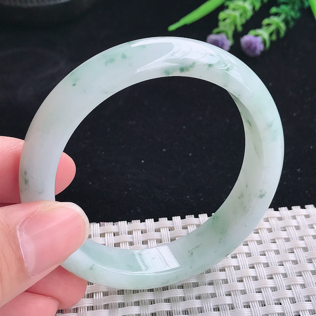 实拍A货翡翠54/13/7.7老坑冰润水灵飘花手镯宽边玉镯平安镯美人镯