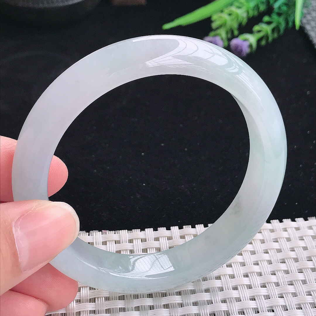 实拍A货翡翠57.5/12.1/8.6老坑冰胶果冻冰晴手镯宽边玉镯平安镯美人镯