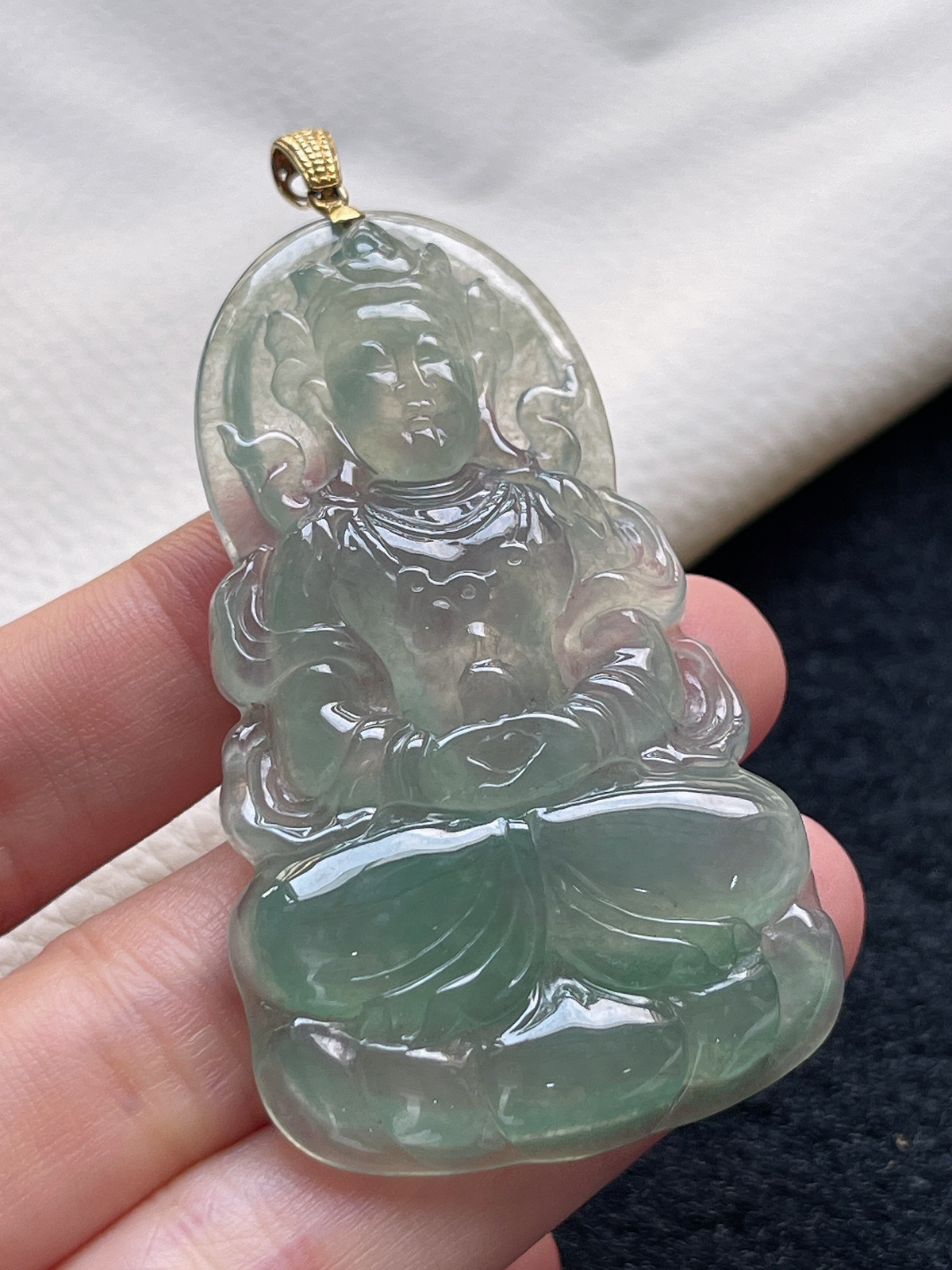 18k金 翡翠冰糯种浅绿色吊坠