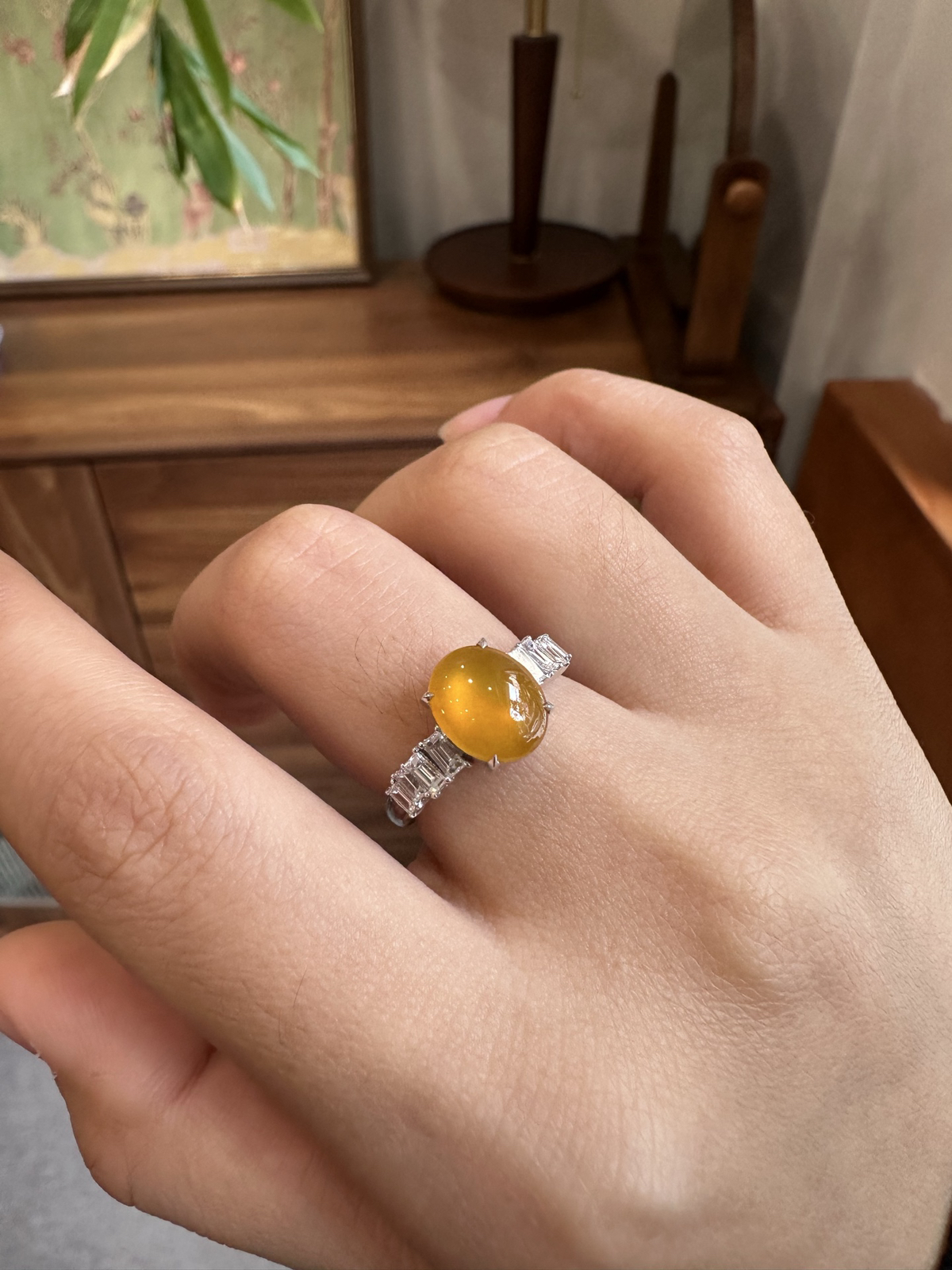 冰黄翡蛋面四爪镶戒指